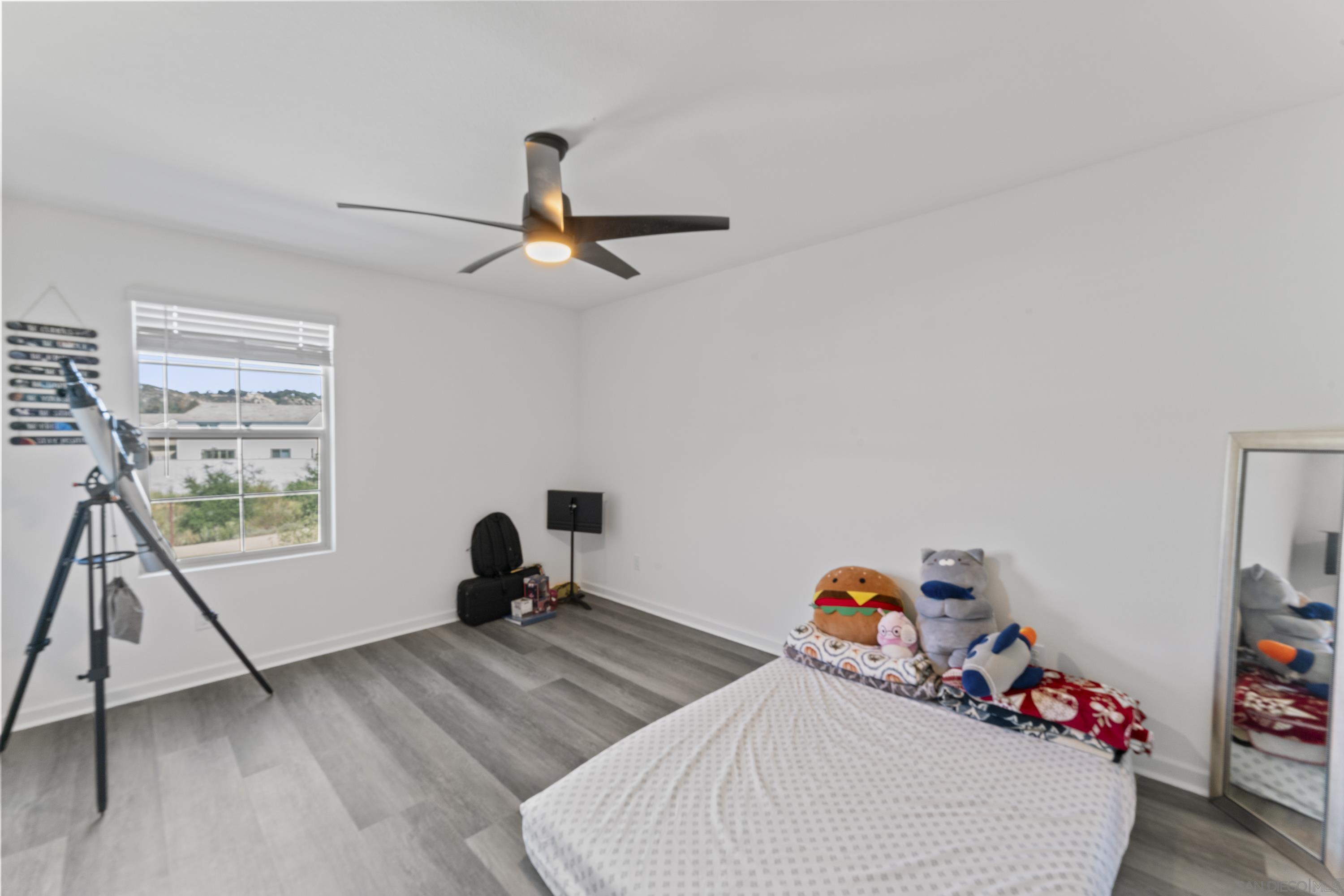 Detail Gallery Image 10 of 21 For 28032  Moosa Creek Way, Valley Center,  CA 92082 - 3 Beds | 2/1 Baths