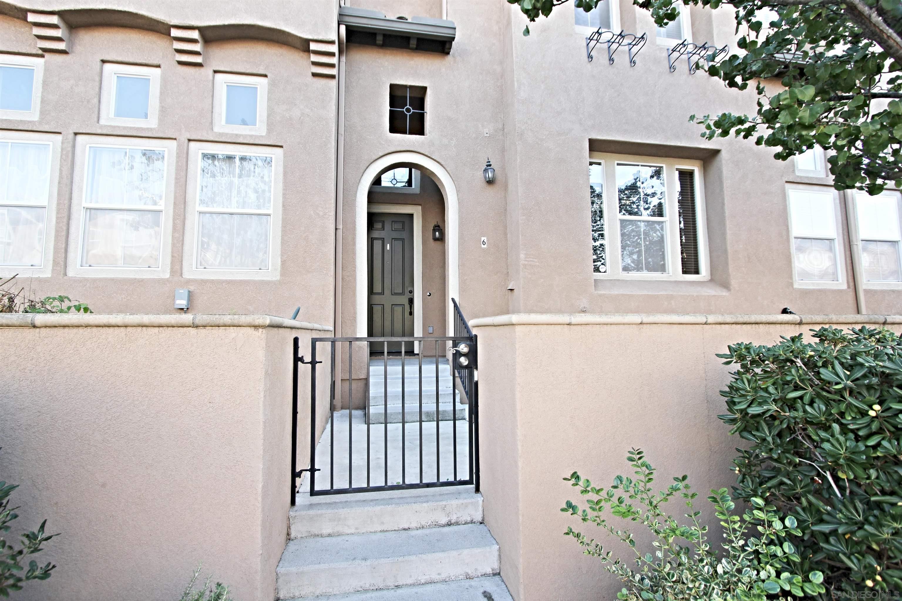 Detail Gallery Image 3 of 25 For 7755  via Montebello  6, San Diego,  CA 92129 - 4 Beds | 3 Baths