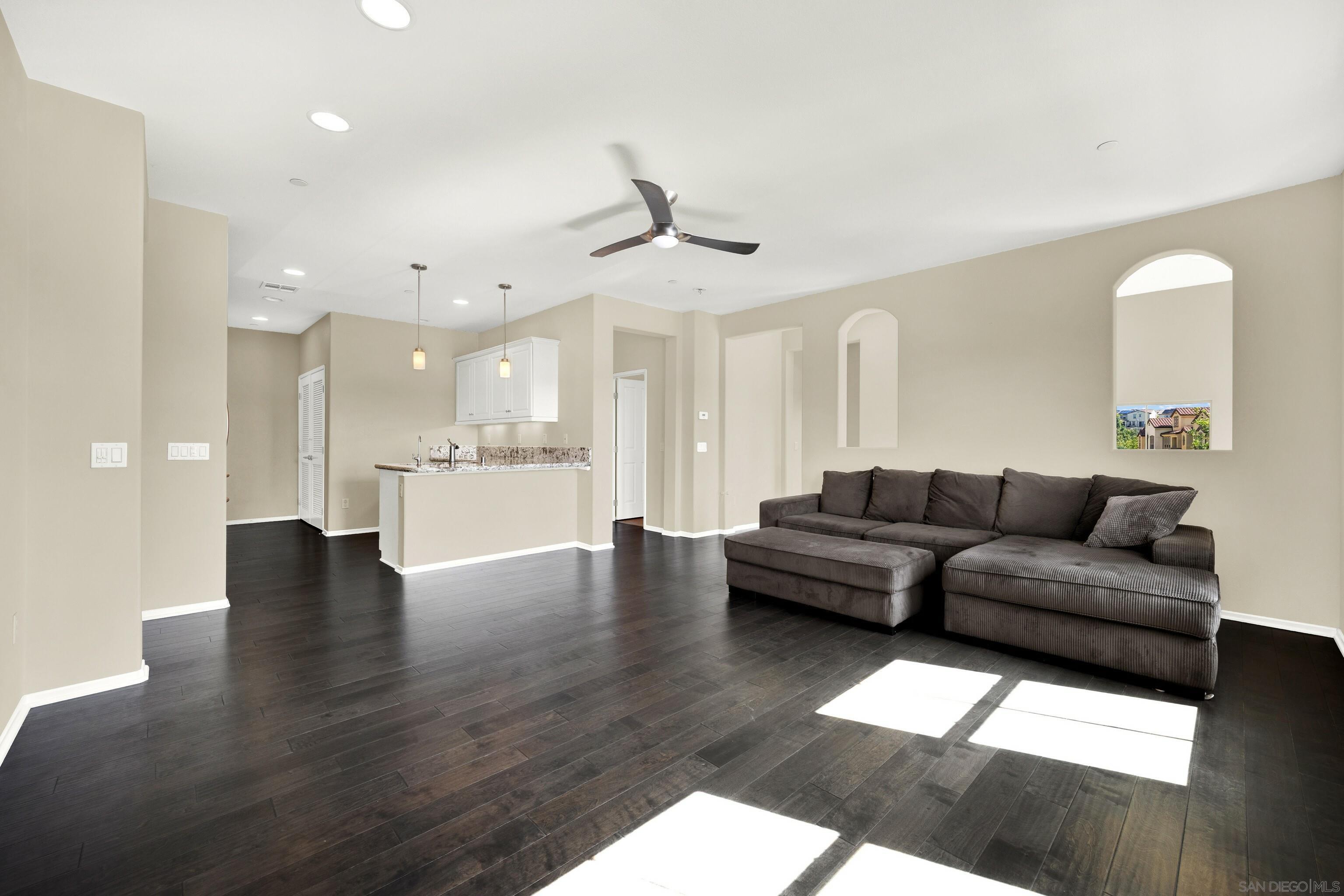 Detail Gallery Image 23 of 57 For 6610  Canopy Ridge Ln  #37,  San Diego,  CA 92121 - 2 Beds | 2 Baths