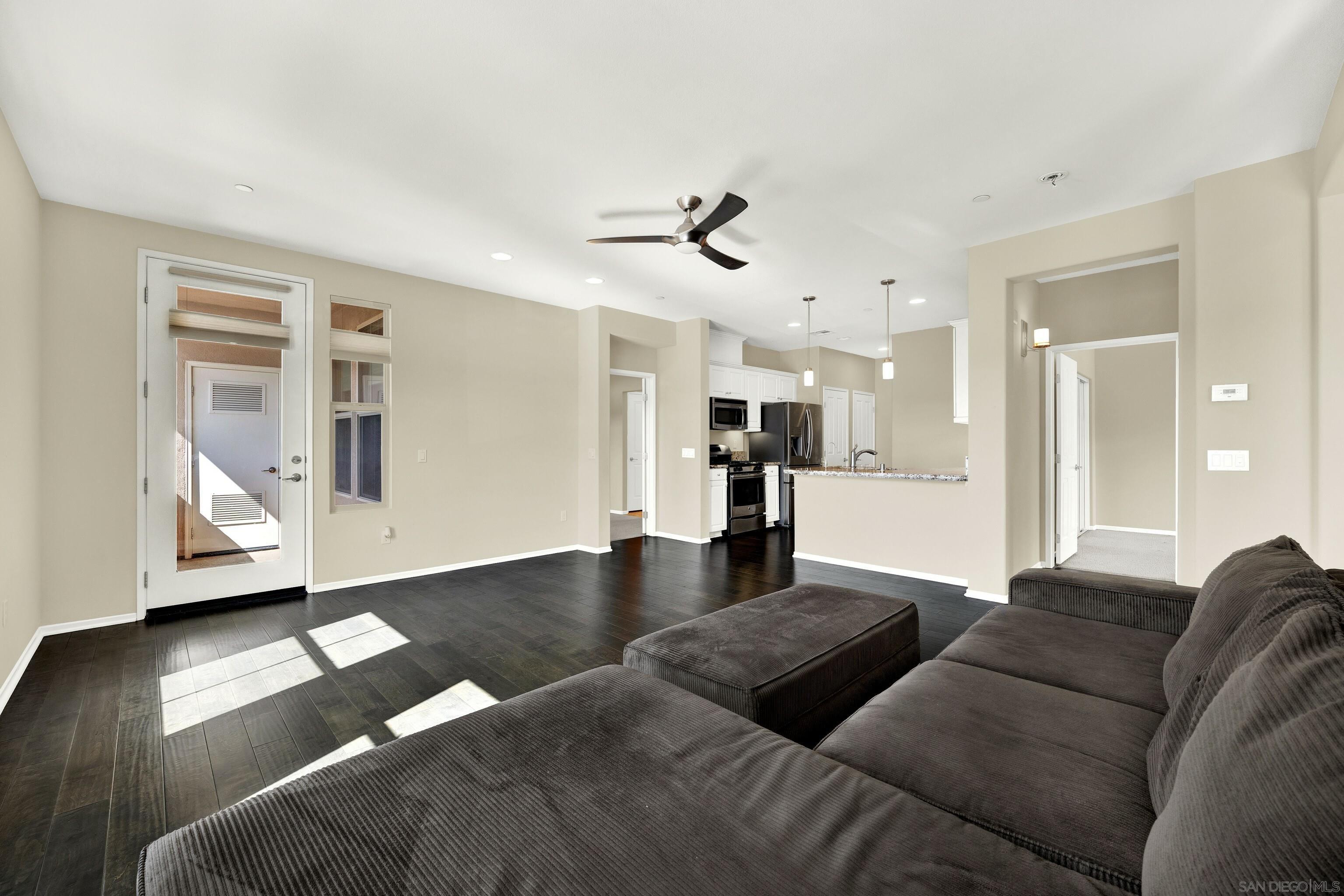 Detail Gallery Image 24 of 57 For 6610  Canopy Ridge Ln  #37,  San Diego,  CA 92121 - 2 Beds | 2 Baths