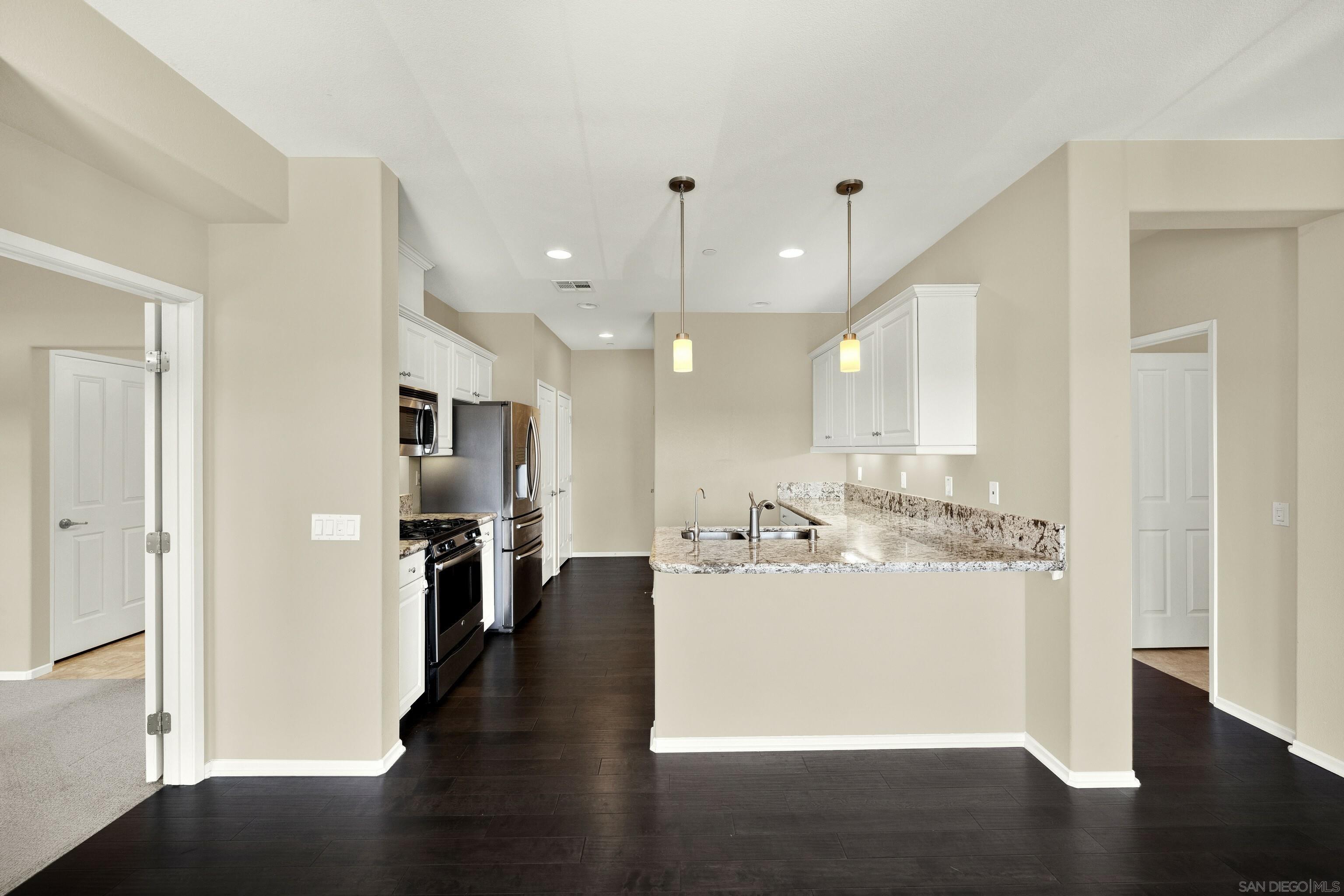 Detail Gallery Image 36 of 57 For 6610  Canopy Ridge Ln  #37,  San Diego,  CA 92121 - 2 Beds | 2 Baths