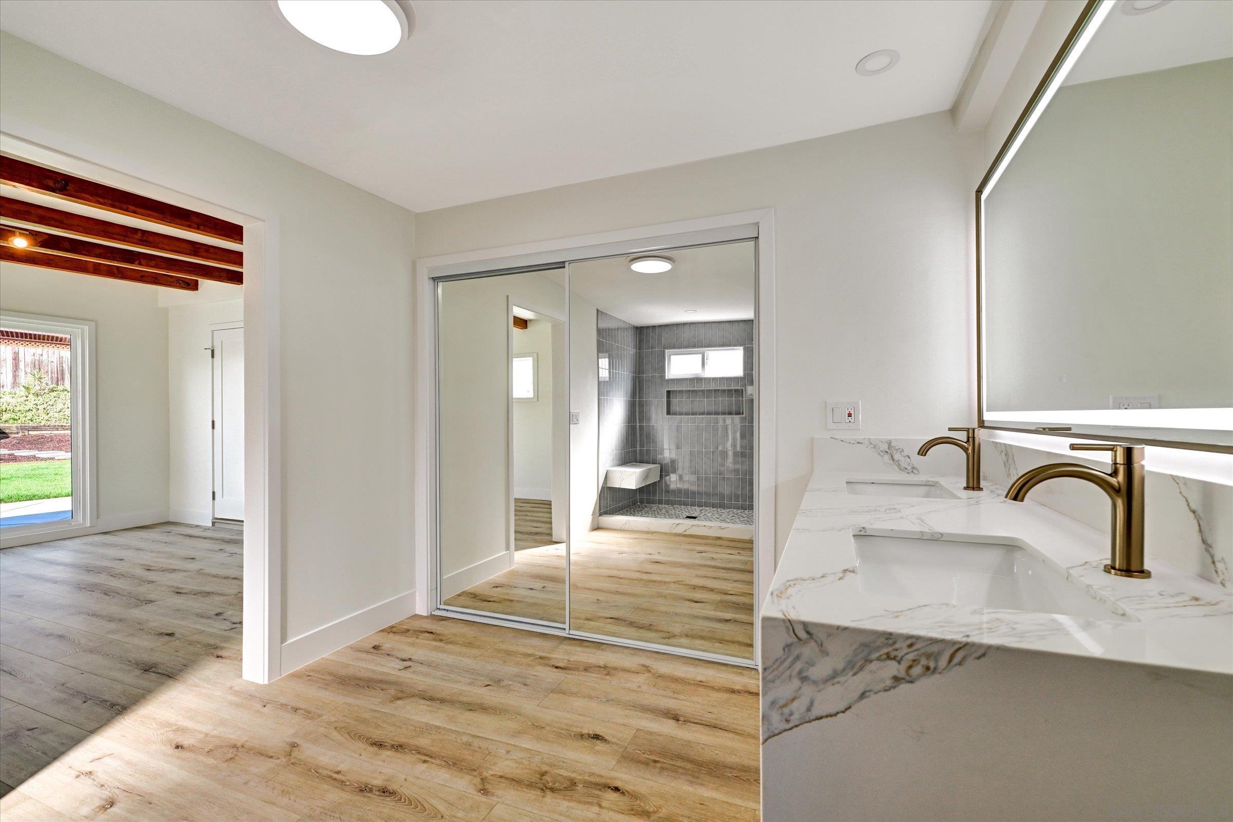 Detail Gallery Image 28 of 39 For 2802  Cowley Way, San Diego,  CA 92110 - 4 Beds | 3 Baths