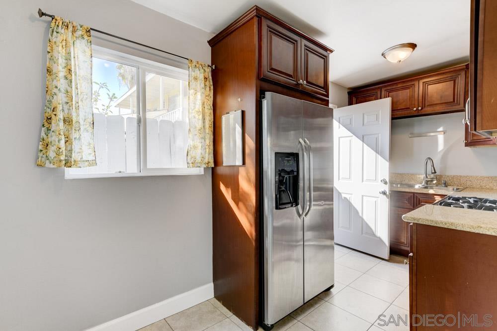 Detail Gallery Image 11 of 27 For 3410  Fairmount Ave, San Diego,  CA 92105 - 2 Beds | 1 Baths
