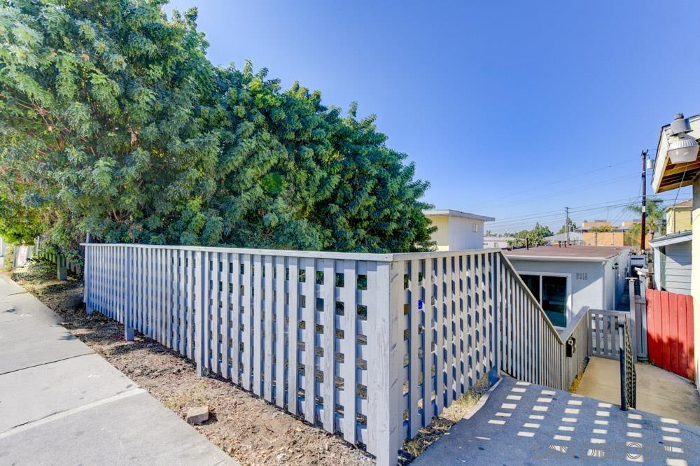 Detail Gallery Image 3 of 27 For 3410  Fairmount Ave, San Diego,  CA 92105 - 2 Beds | 1 Baths