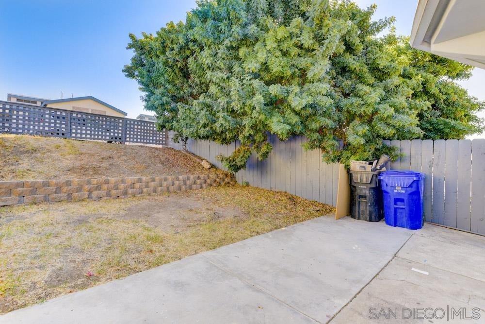 Detail Gallery Image 9 of 27 For 3410  Fairmount Ave, San Diego,  CA 92105 - 2 Beds | 1 Baths