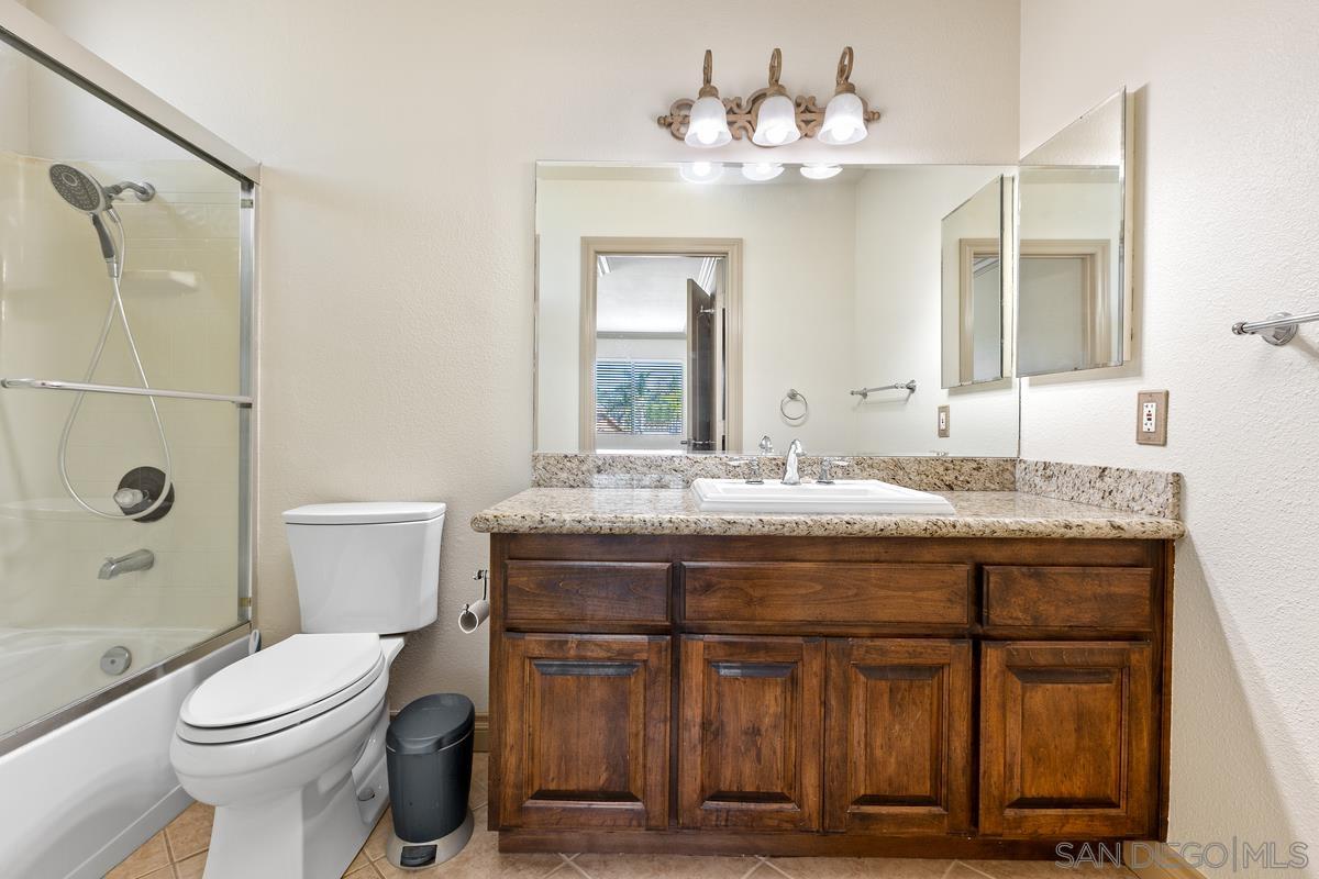 Detail Gallery Image 24 of 38 For 214  Woodland Pkwy  201, San Marcos,  CA 92069 - 2 Beds | 2 Baths
