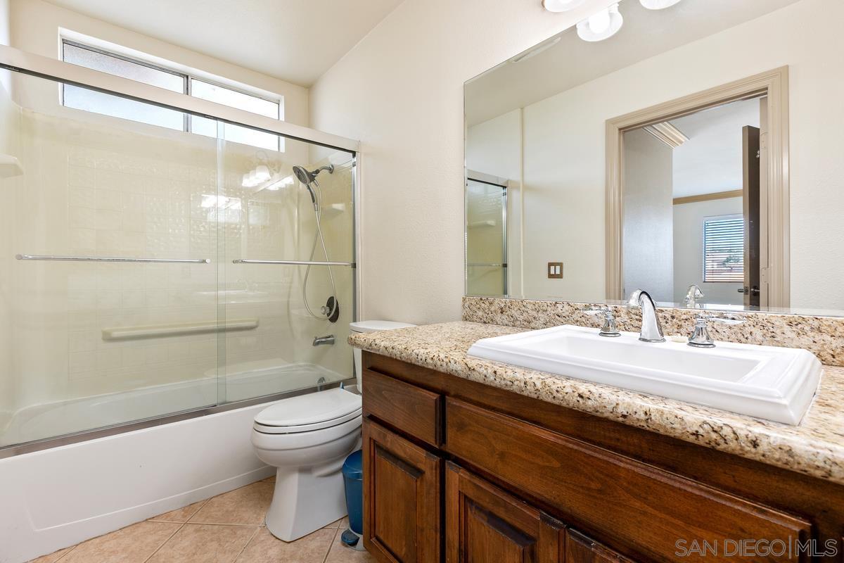 Detail Gallery Image 25 of 38 For 214  Woodland Pkwy  201, San Marcos,  CA 92069 - 2 Beds | 2 Baths