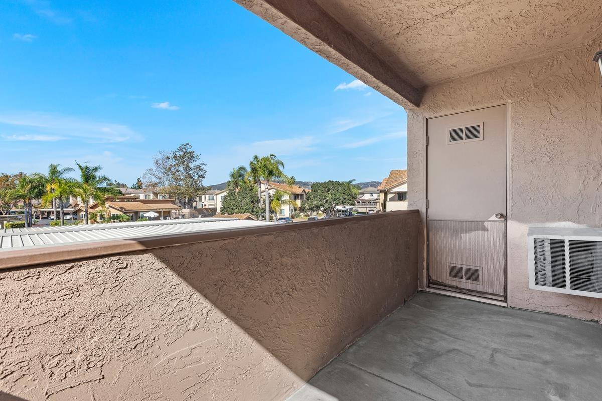 Detail Gallery Image 28 of 38 For 214  Woodland Pkwy  201, San Marcos,  CA 92069 - 2 Beds | 2 Baths