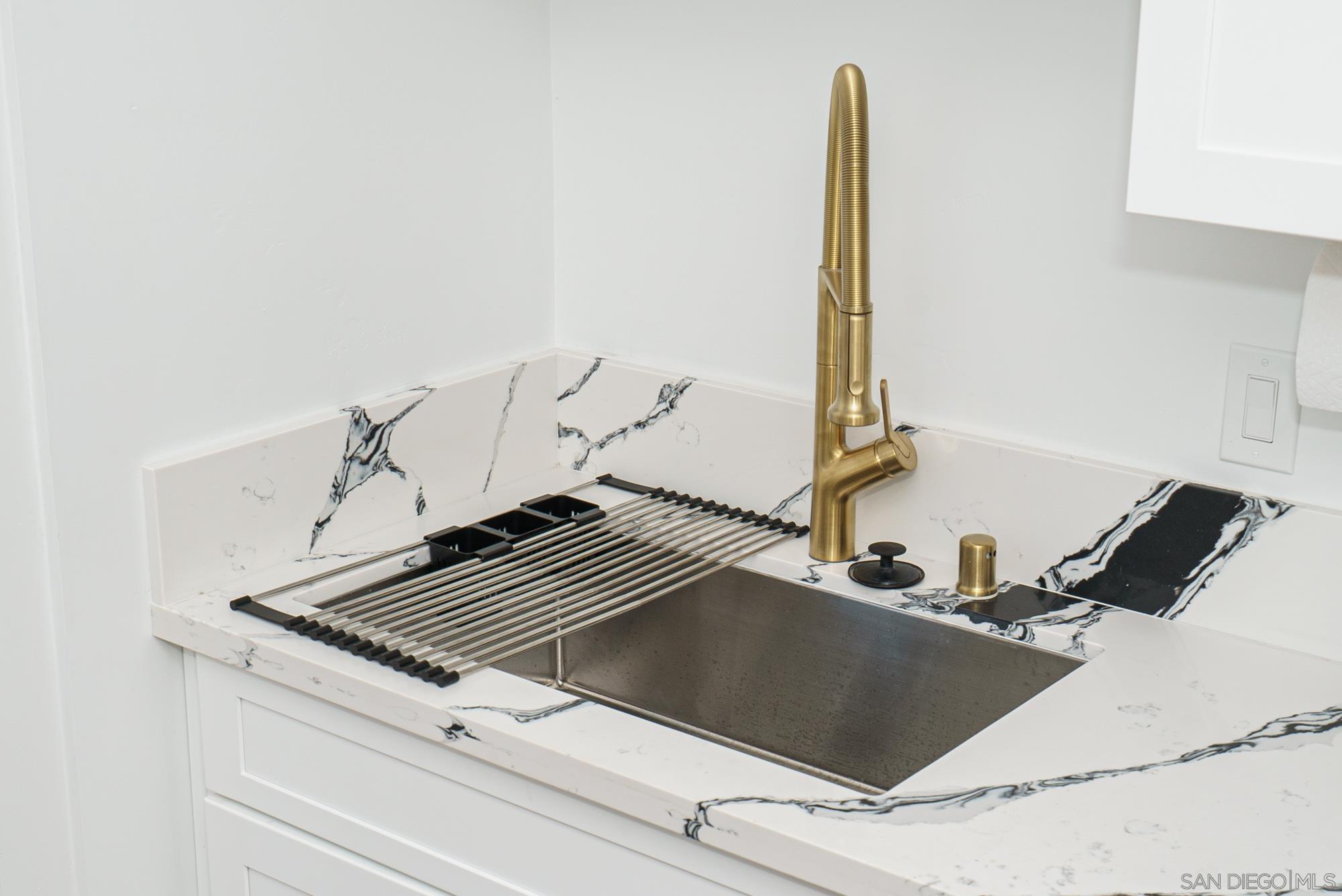 Detail Gallery Image 8 of 19 For Sierra Madre Rd, Spring Valley,  CA 91977 - 1 Beds | 1 Baths