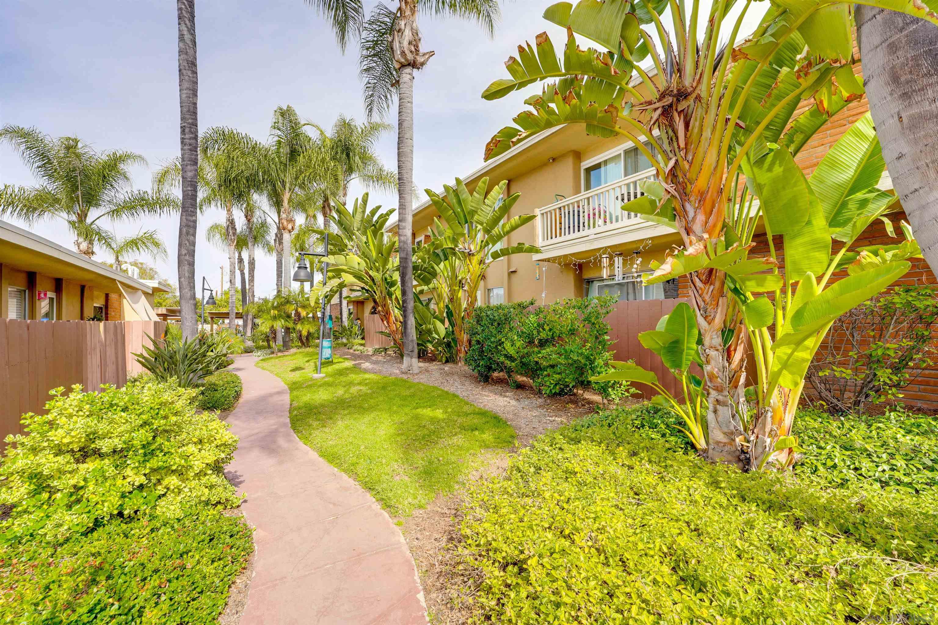 Detail Gallery Image 7 of 13 For 505 E Madison Ave  73, El Cajon,  CA 92020 - 2 Beds | 1/1 Baths