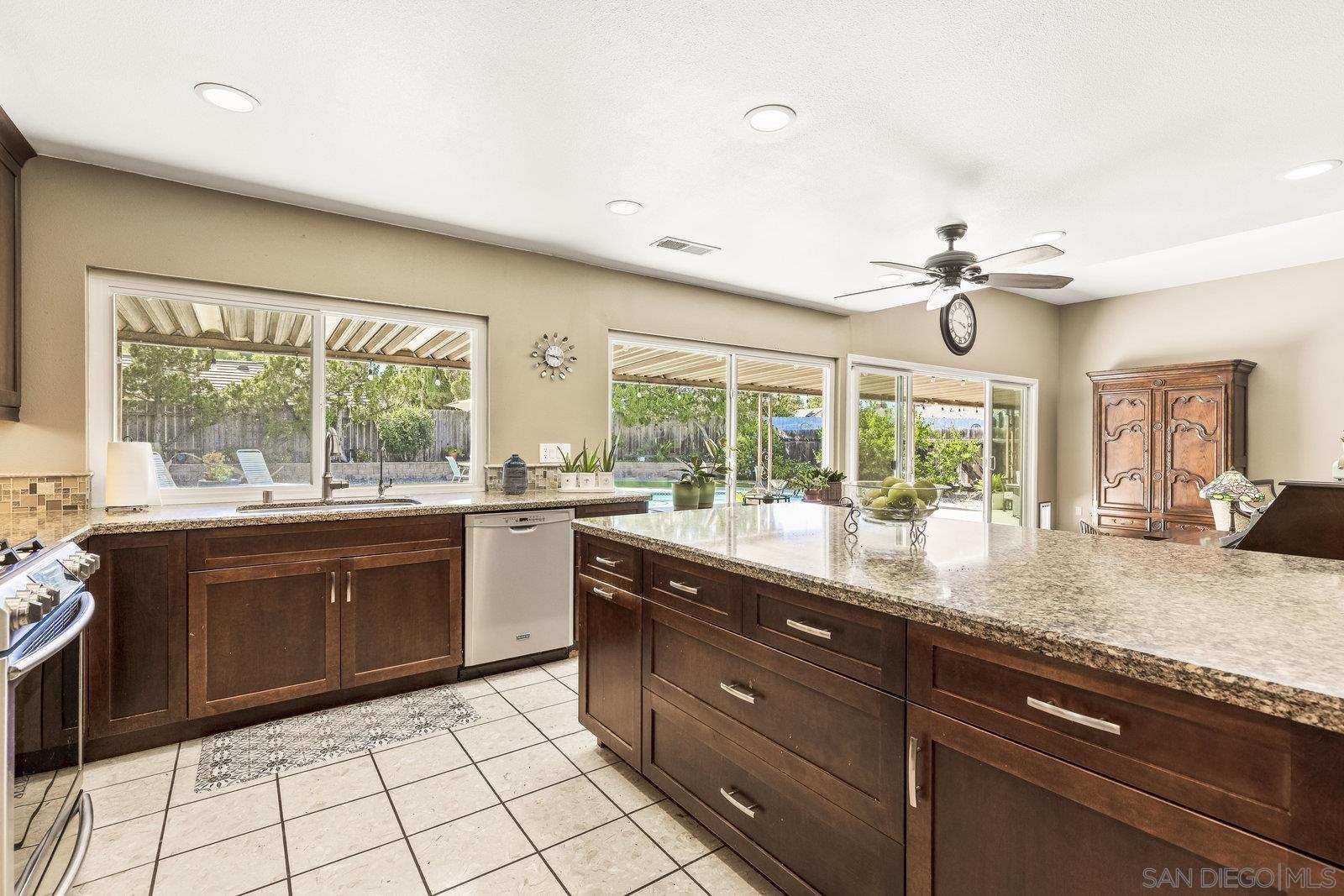 Detail Gallery Image 15 of 42 For 14152  Kendra Way, Poway,  CA 92064 - 4 Beds | 2 Baths