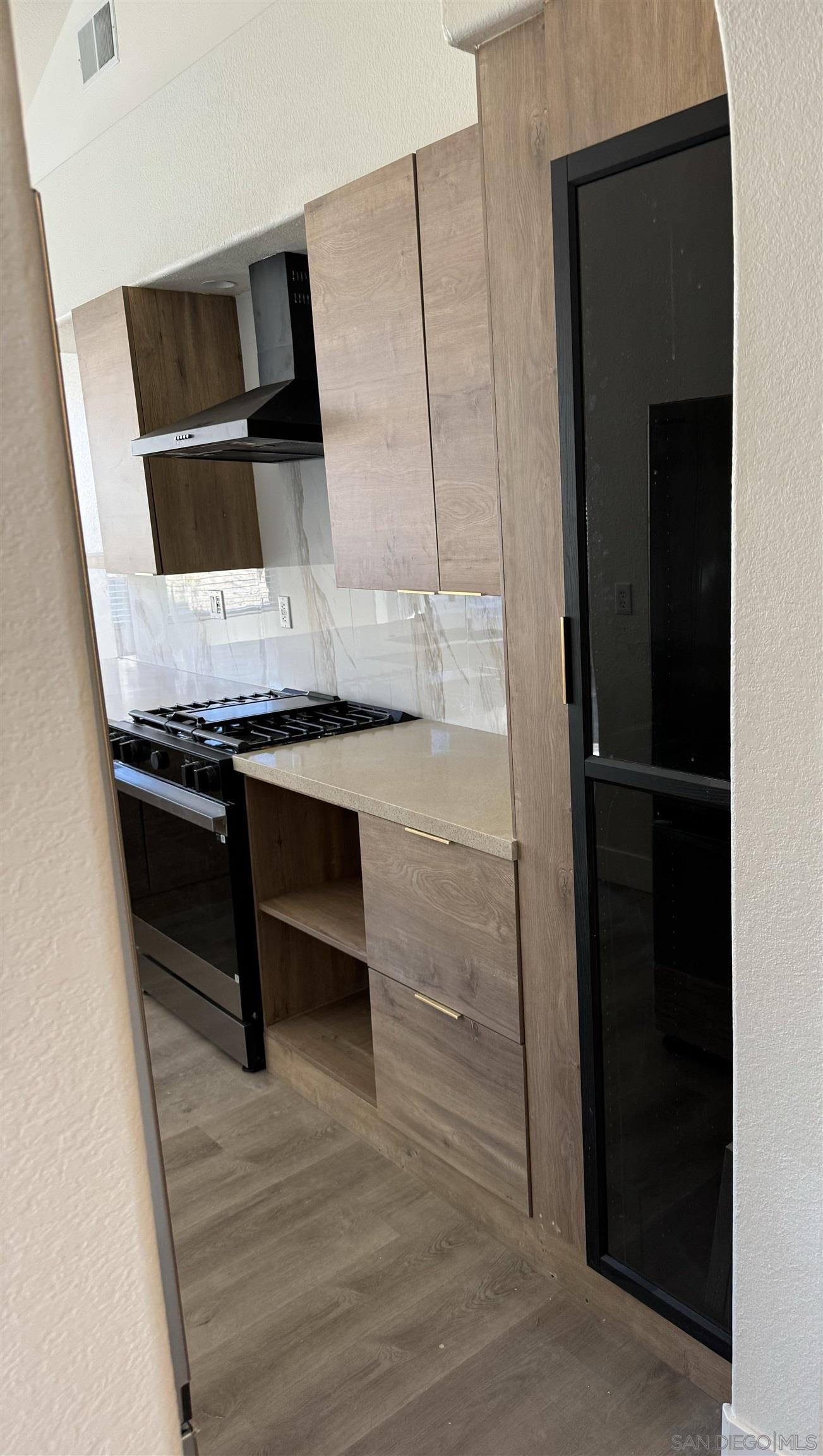 Detail Gallery Image 7 of 9 For 3670  La Mirada Dr, San Marcos,  CA 92078 - 3 Beds | 2 Baths