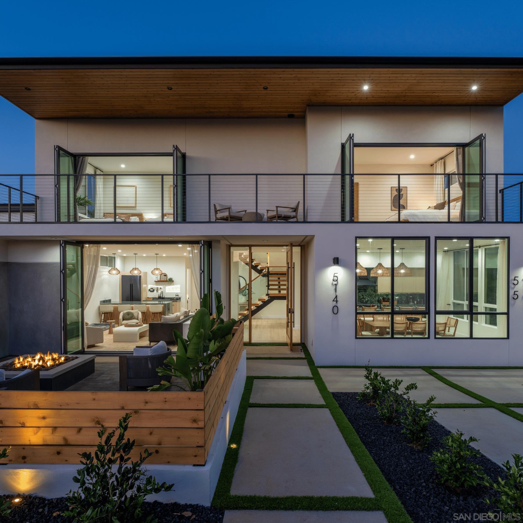 Detail Gallery Image 2 of 22 For 5140  Los Robles Drive, Carlsbad,  CA 92008 - – Beds | – Baths