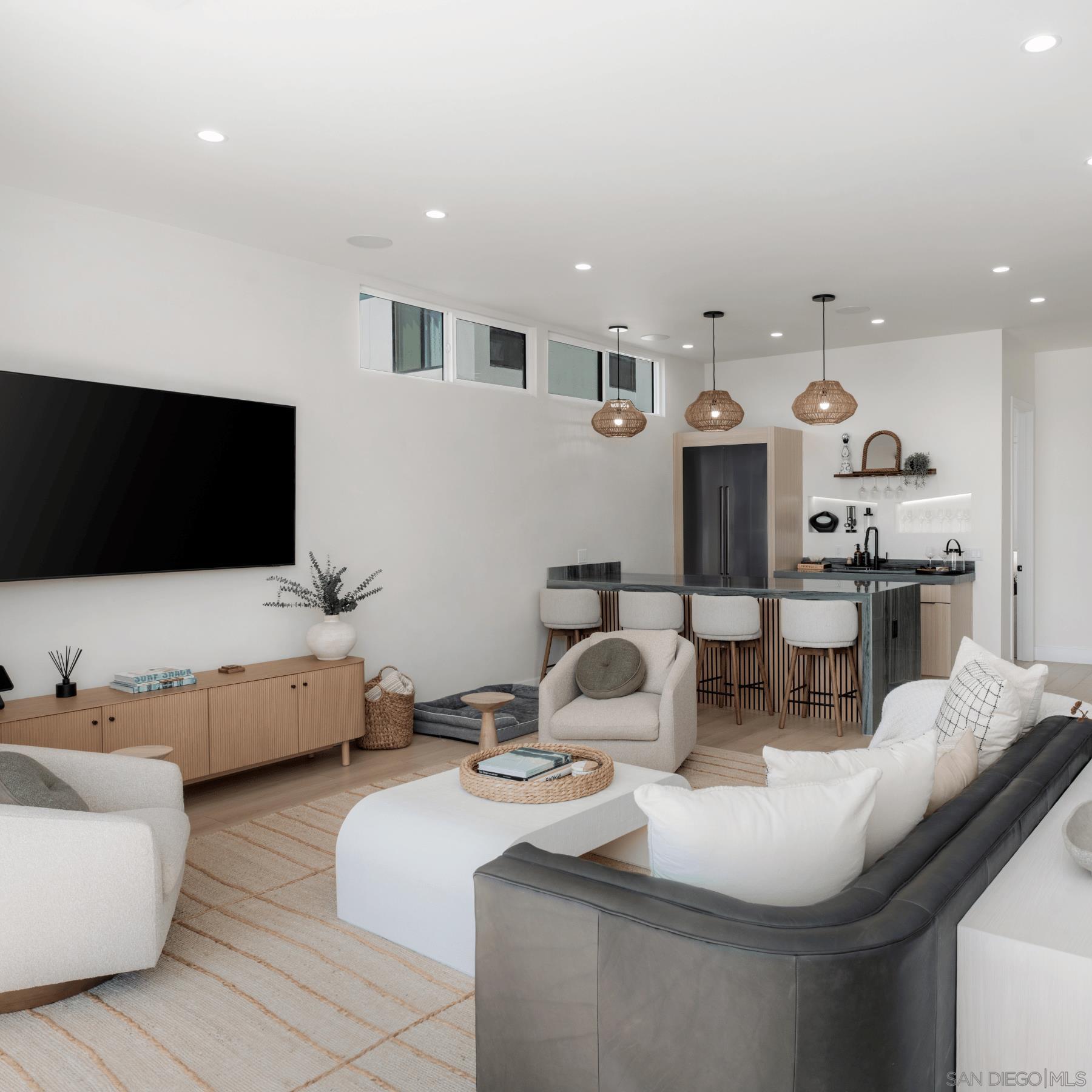 Detail Gallery Image 15 of 22 For 5140  Los Robles Drive, Carlsbad,  CA 92008 - – Beds | – Baths