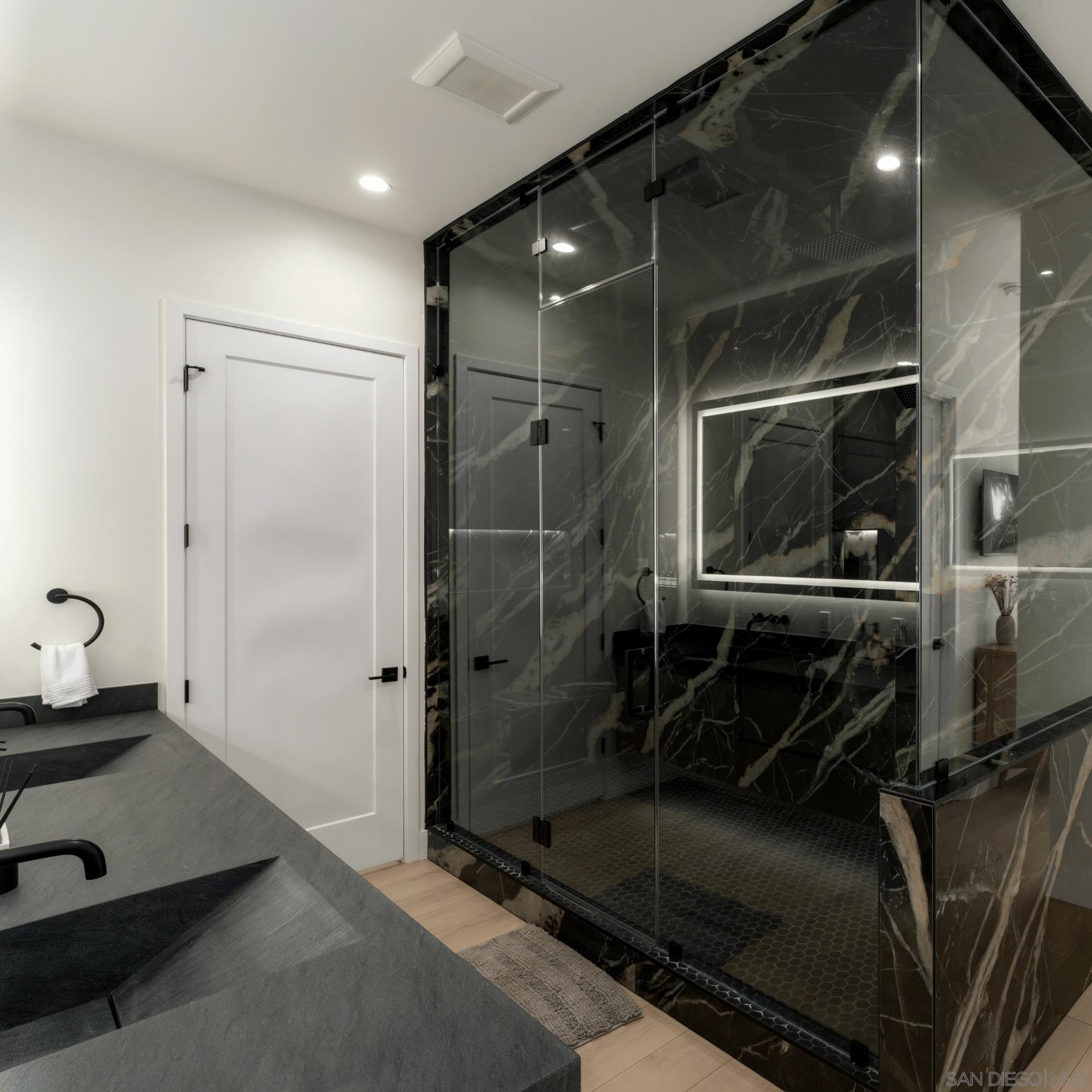 Detail Gallery Image 18 of 22 For 5140  Los Robles Drive, Carlsbad,  CA 92008 - – Beds | – Baths