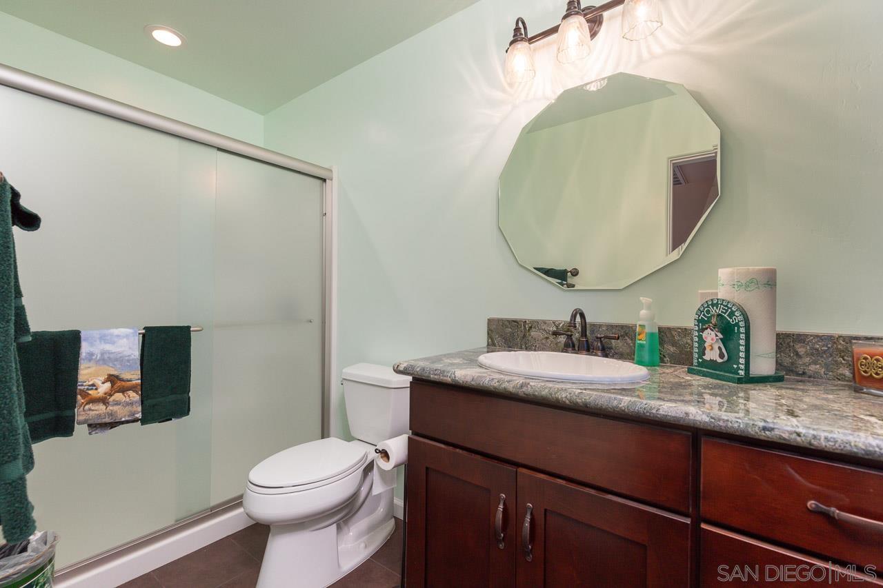 Detail Gallery Image 12 of 28 For 34672  Navajo Road, Julian,  CA 92036 - 2 Beds | 2/1 Baths