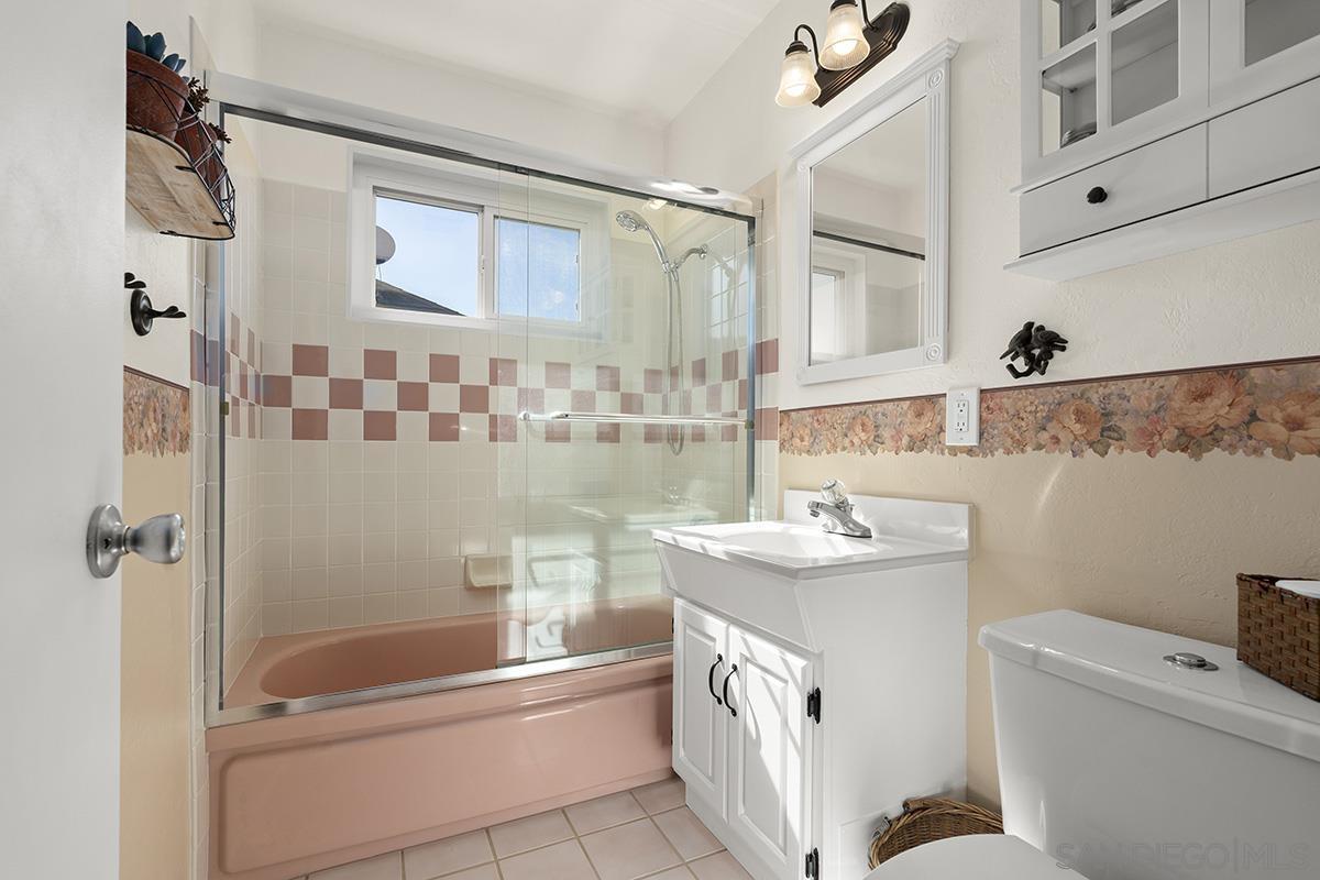 Detail Gallery Image 31 of 39 For 1718  Outer Dr., El Cajon,  CA 92021 - 3 Beds | 2 Baths