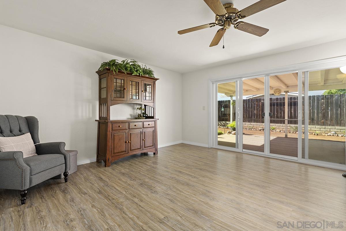 Detail Gallery Image 8 of 39 For 1718  Outer Dr., El Cajon,  CA 92021 - 3 Beds | 2 Baths