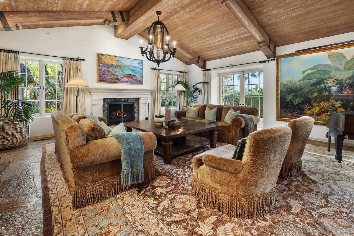 Detail Gallery Image 23 of 31 For 16337  Los Arboles, Rancho Santa Fe,  CA 92067 - 8 Beds | 10/4 Baths