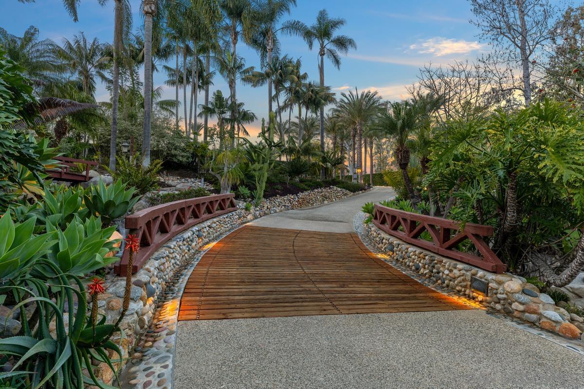 Detail Gallery Image 31 of 31 For 16337  Los Arboles, Rancho Santa Fe,  CA 92067 - 8 Beds | 10/4 Baths