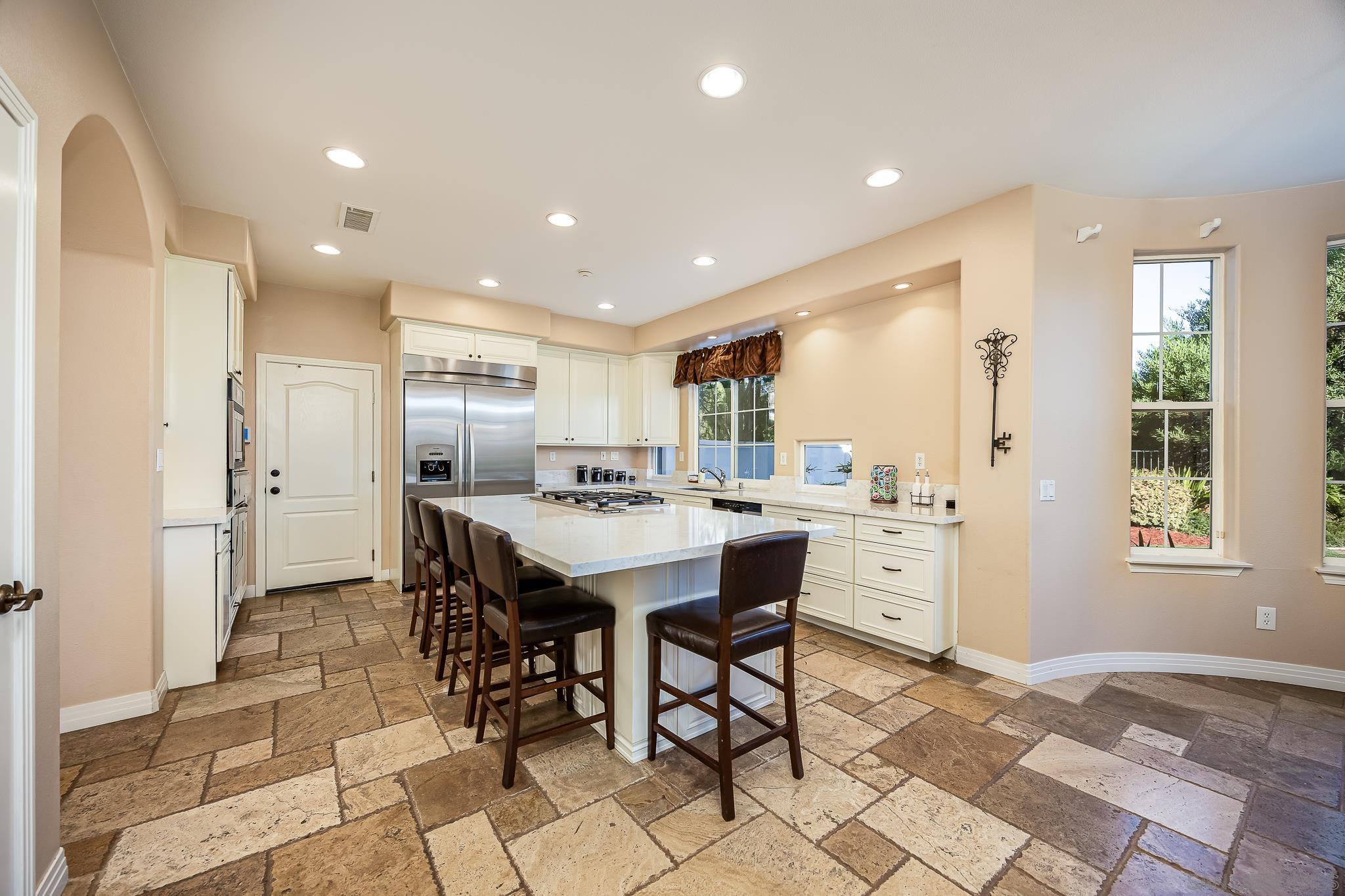 Detail Gallery Image 12 of 74 For 13625  Antelope Sta, Poway,  CA 92064 - 6 Beds | 5/1 Baths