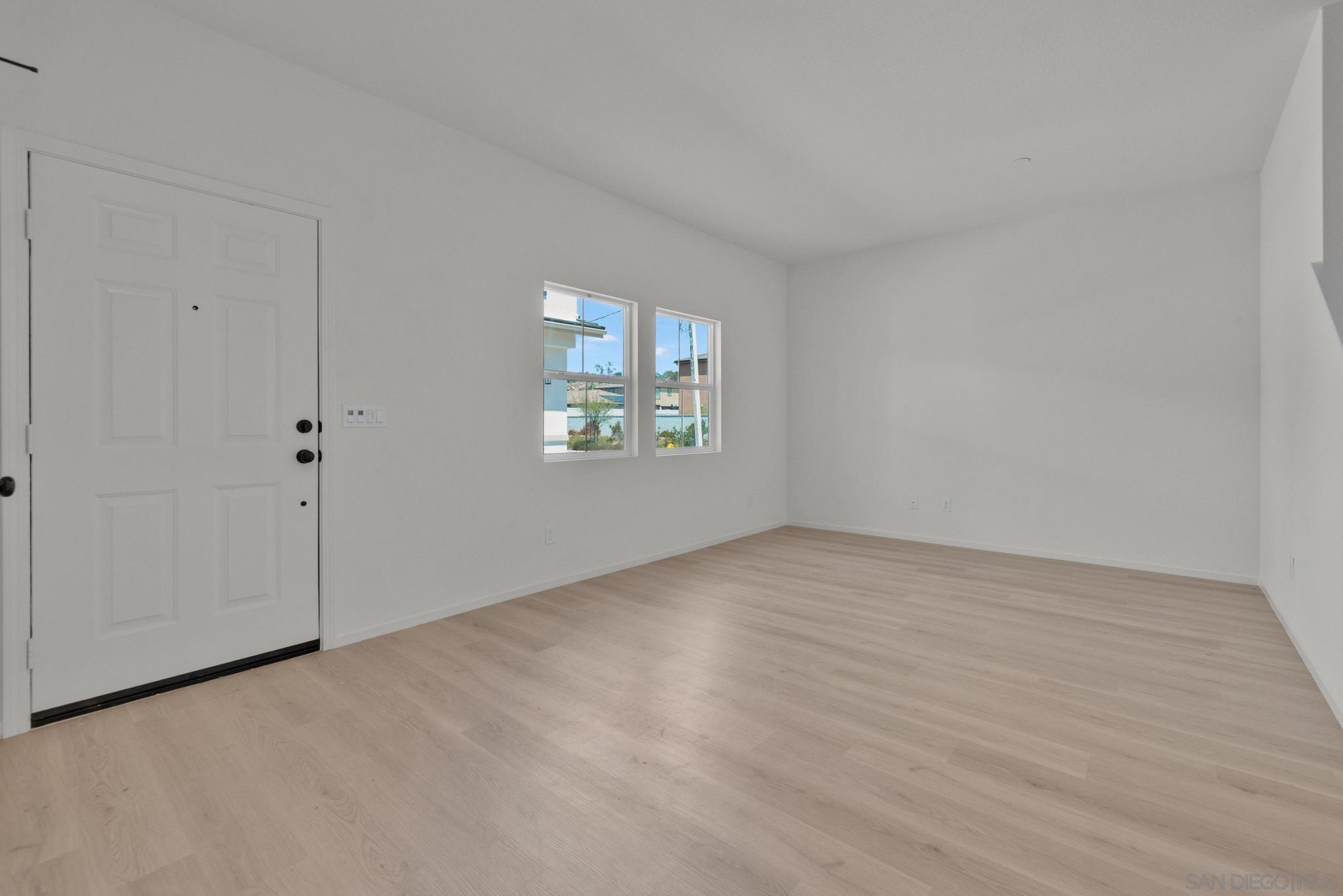 Detail Gallery Image 10 of 31 For 13428  Wagon Lane, Valley Center,  CA 92082 - 3 Beds | 2/1 Baths