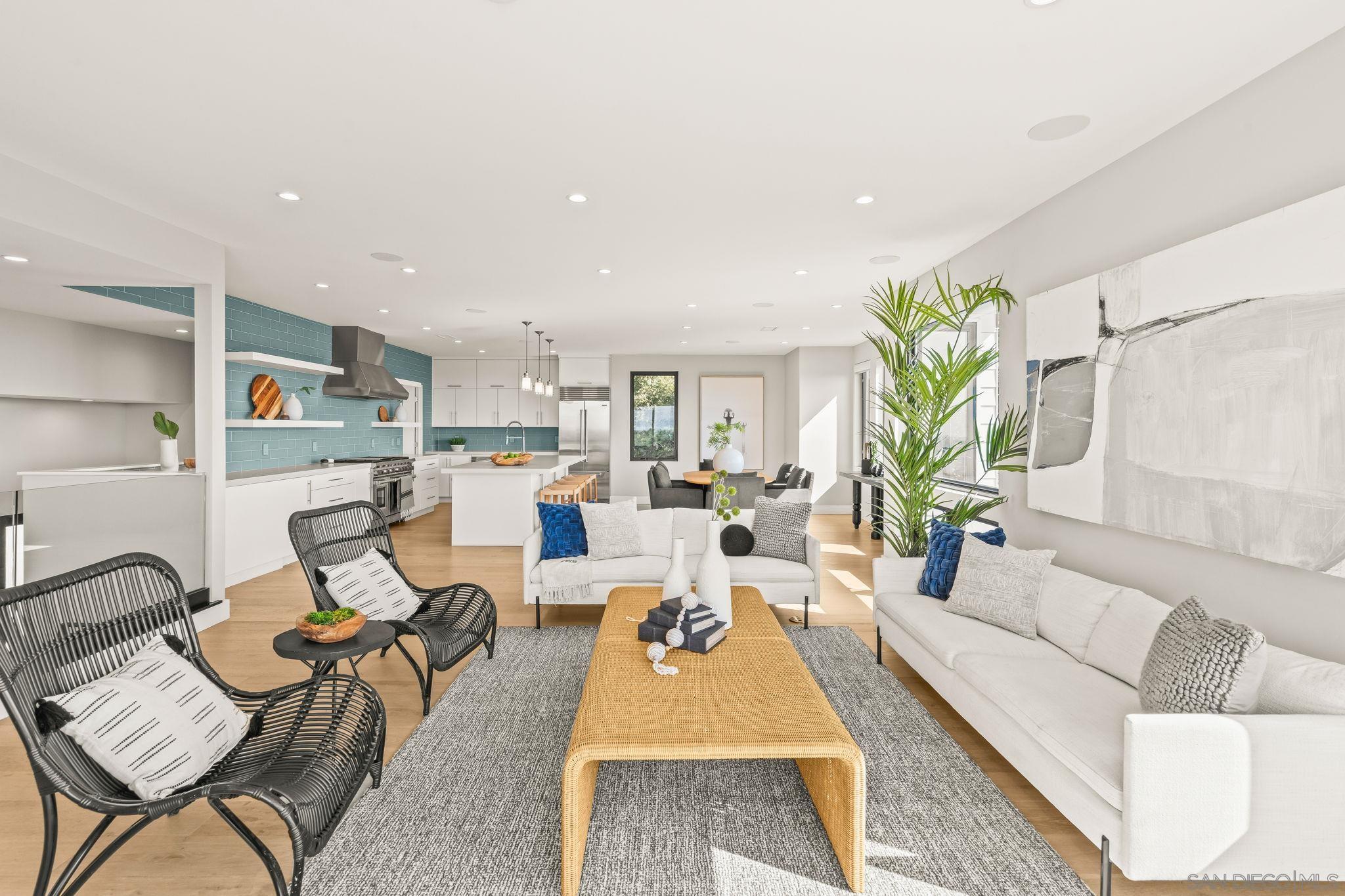 Detail Gallery Image 12 of 58 For 1505  Loring St, San Diego,  CA 92109 - 4 Beds | 4 Baths