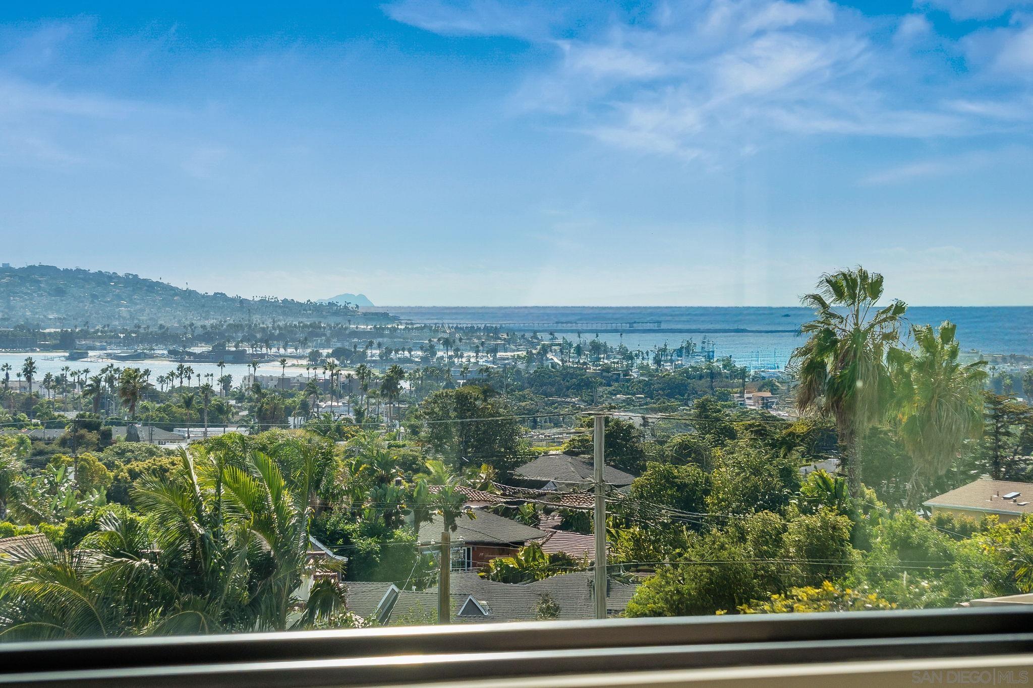 Detail Gallery Image 20 of 58 For 1505  Loring St, San Diego,  CA 92109 - 4 Beds | 4 Baths