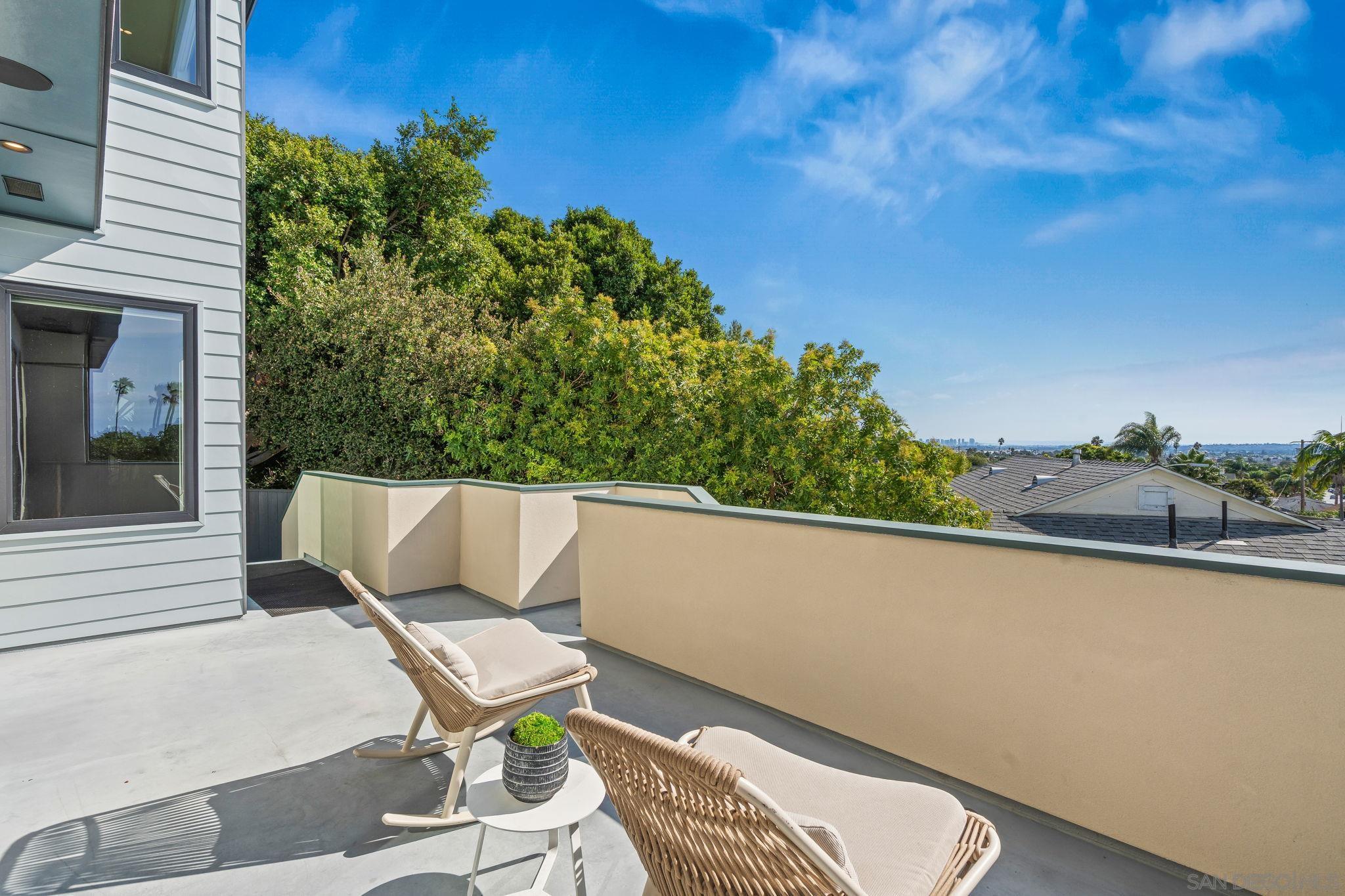 Detail Gallery Image 29 of 58 For 1505  Loring St, San Diego,  CA 92109 - 4 Beds | 4 Baths