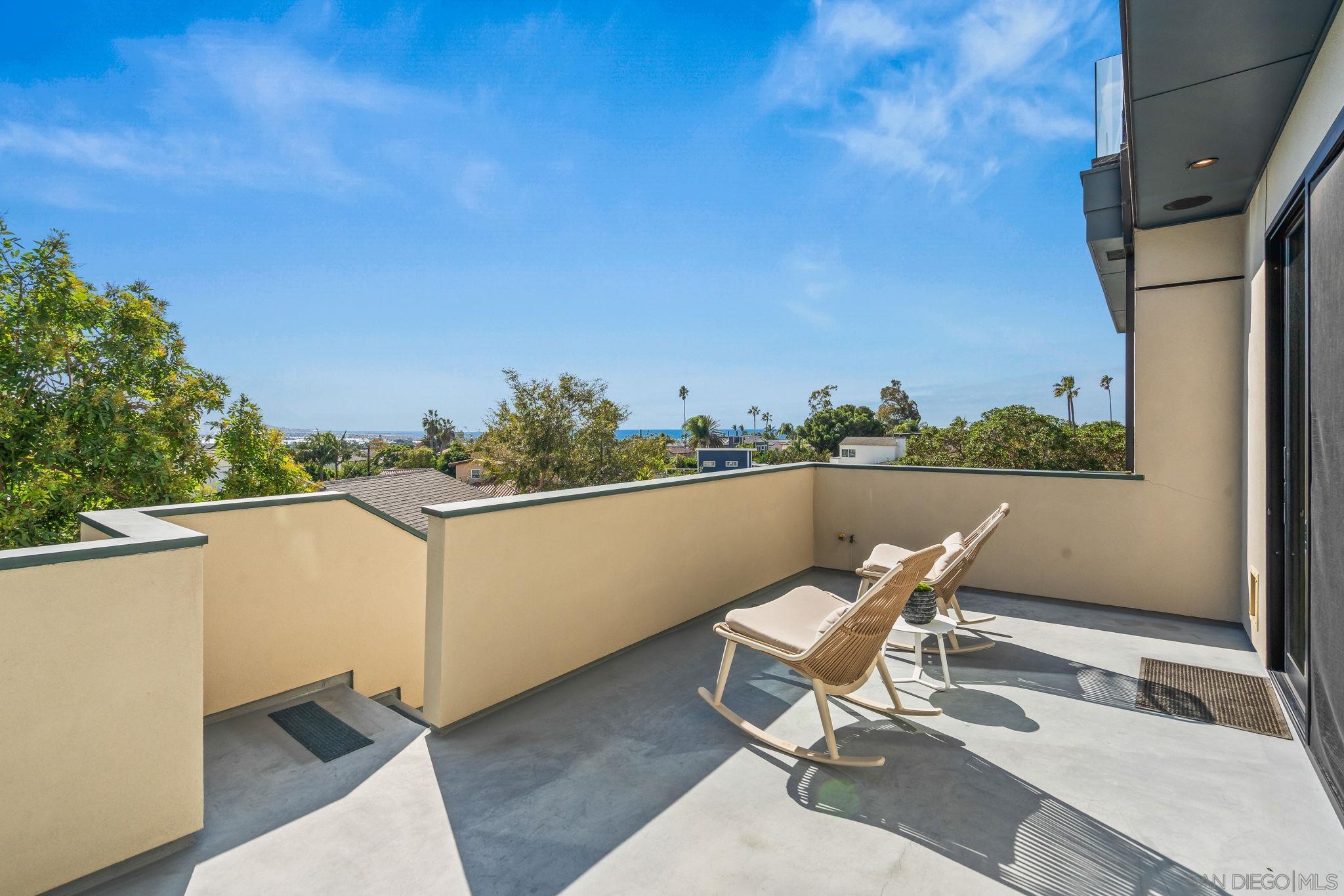 Detail Gallery Image 30 of 58 For 1505  Loring St, San Diego,  CA 92109 - 4 Beds | 4 Baths