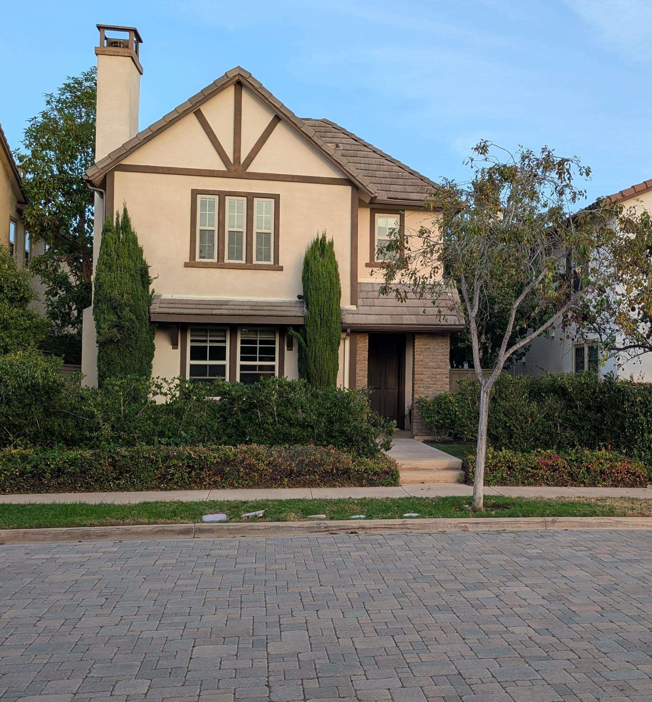 Detail Gallery Image 2 of 22 For 15753  Spreckels Place, San Diego,  CA 92127 - 3 Beds | 2/1 Baths