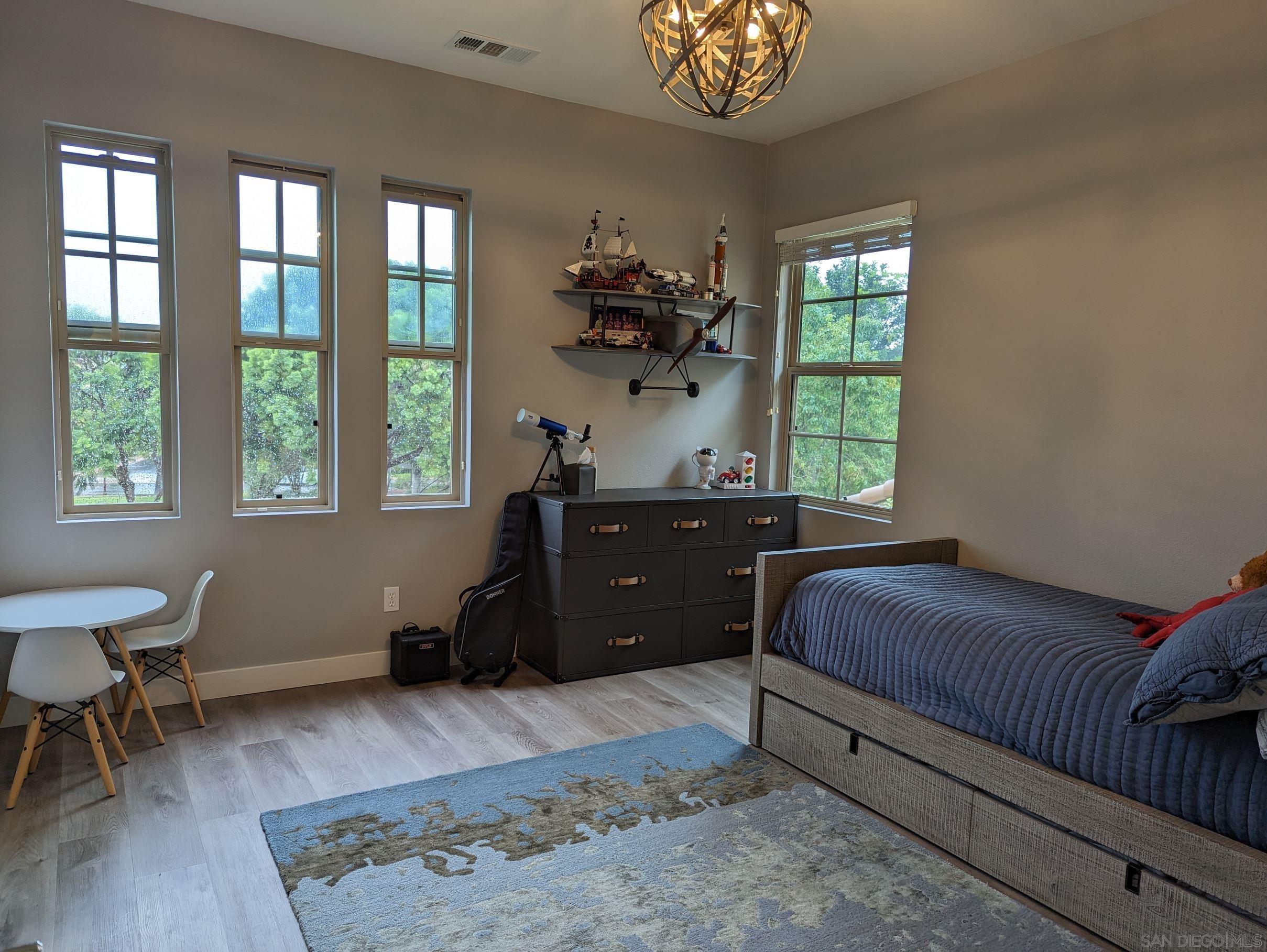 Detail Gallery Image 16 of 22 For 15753  Spreckels Place, San Diego,  CA 92127 - 3 Beds | 2/1 Baths