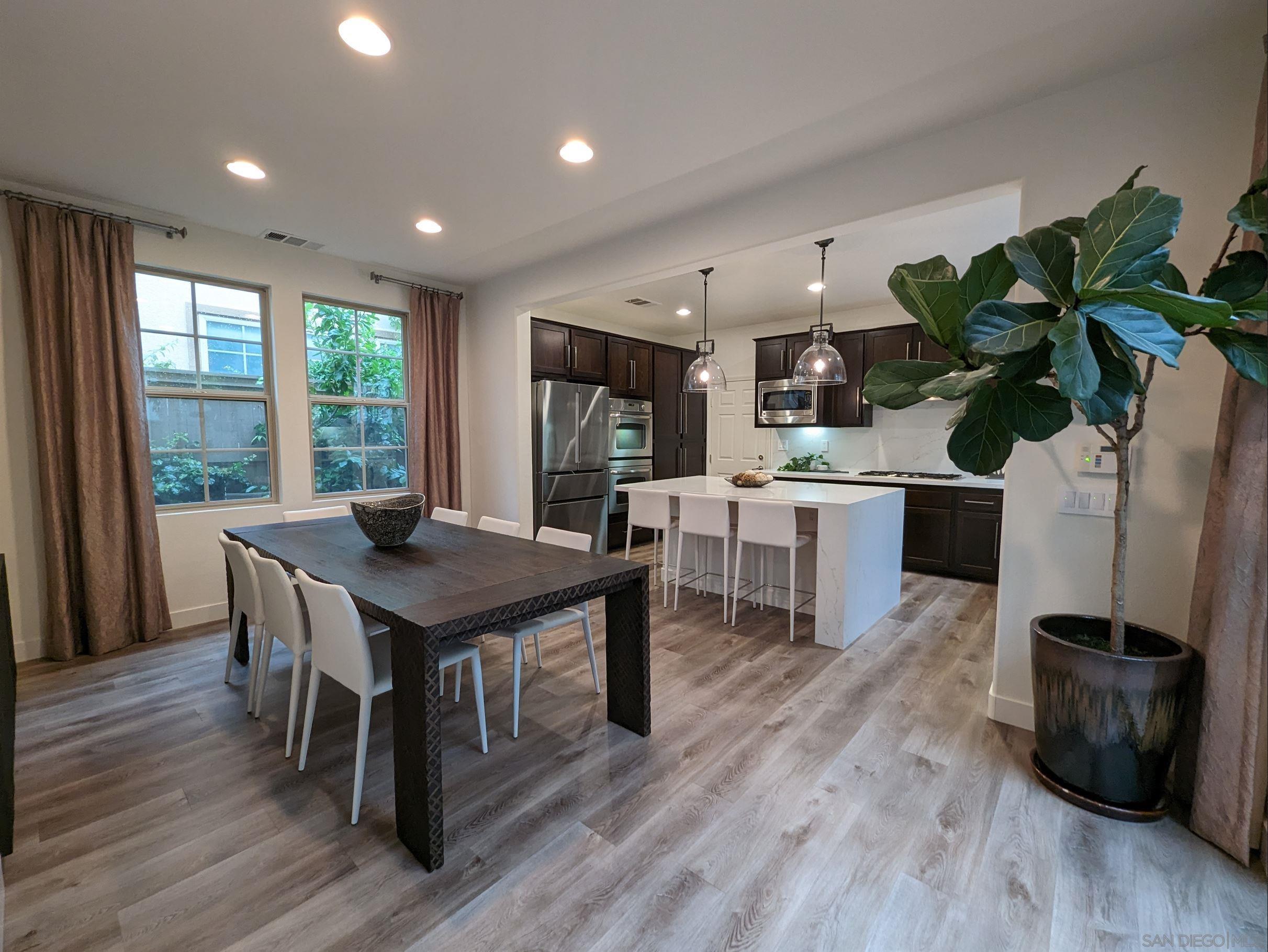 Detail Gallery Image 10 of 22 For 15753  Spreckels Place, San Diego,  CA 92127 - 3 Beds | 2/1 Baths
