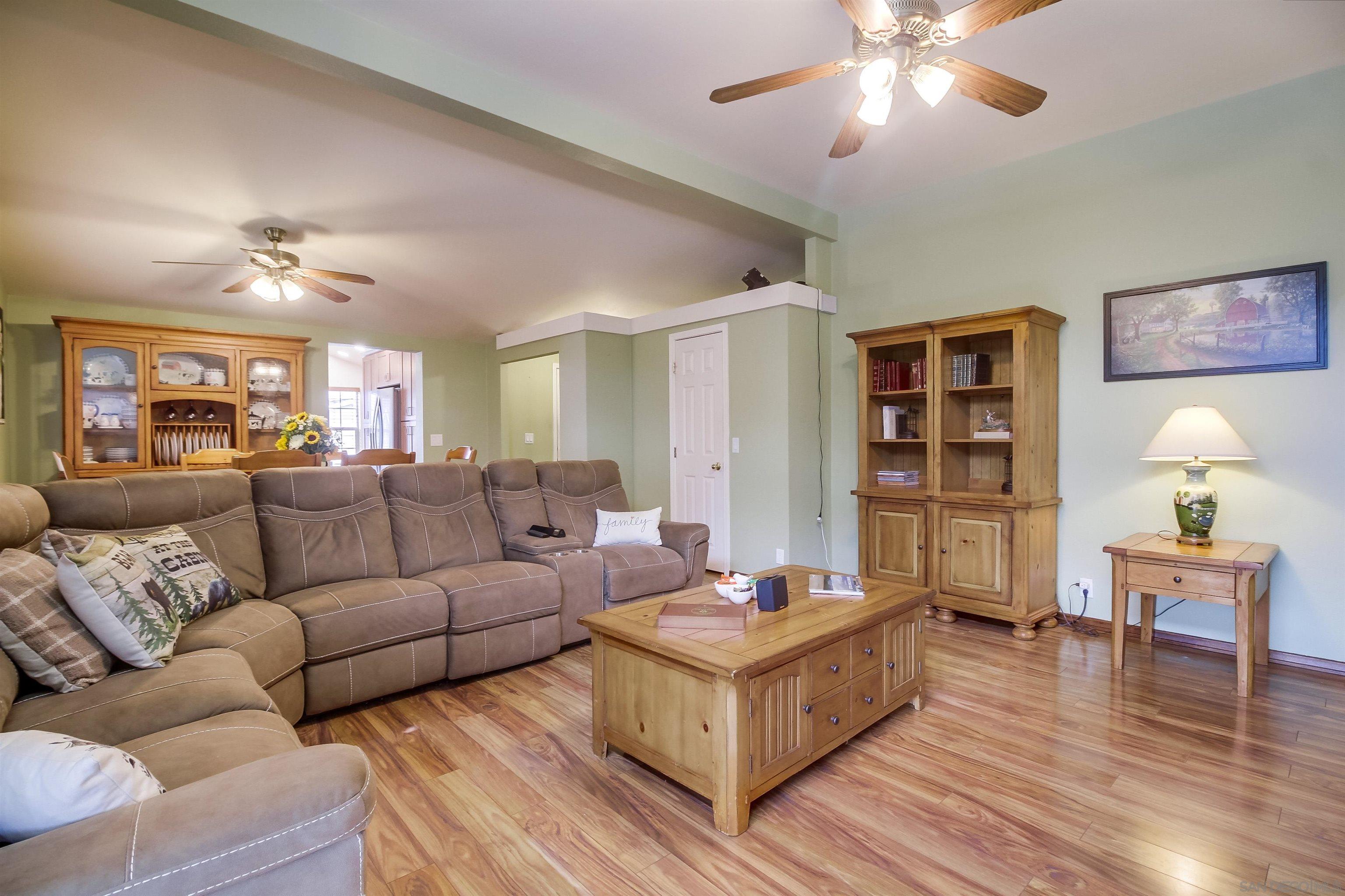 Detail Gallery Image 12 of 66 For 15935  Spring Oaks Road Space 1, El Cajon,  CA 92021 - 3 Beds | 2 Baths