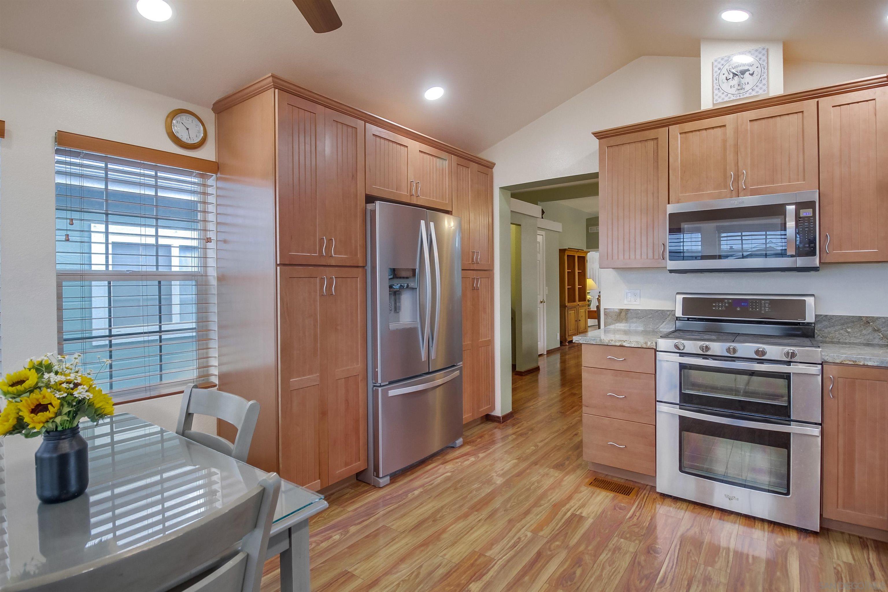 Detail Gallery Image 19 of 66 For 15935  Spring Oaks Road Space 1, El Cajon,  CA 92021 - 3 Beds | 2 Baths