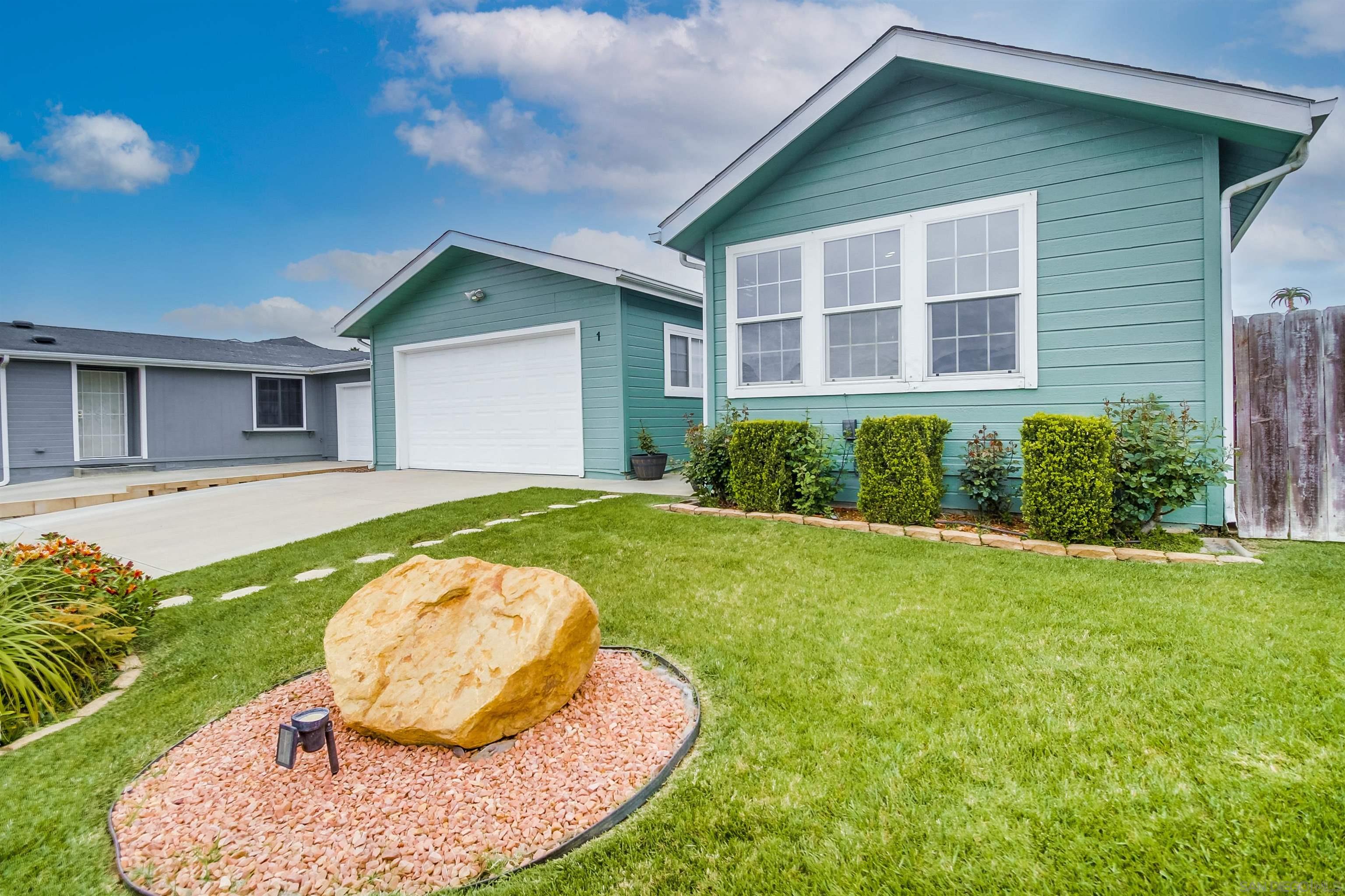 Detail Gallery Image 6 of 66 For 15935  Spring Oaks Road Space 1, El Cajon,  CA 92021 - 3 Beds | 2 Baths