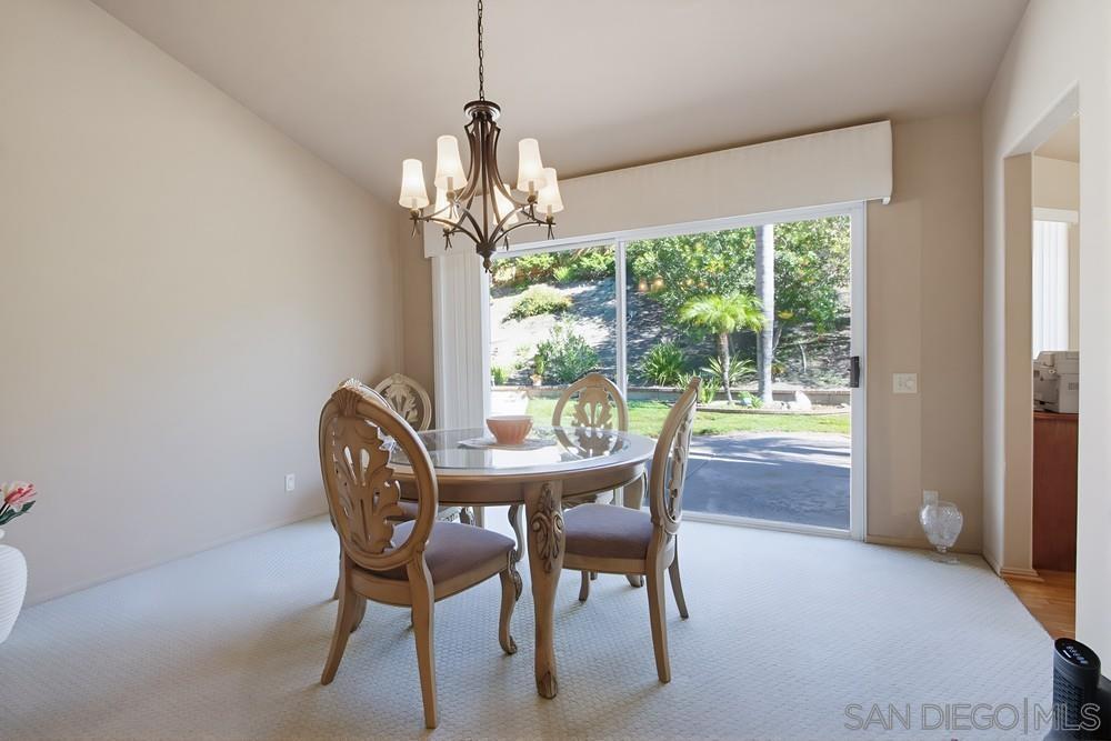 Detail Gallery Image 11 of 45 For 2114  Willowbrook, Escondido,  CA 92029 - 4 Beds | 2/1 Baths