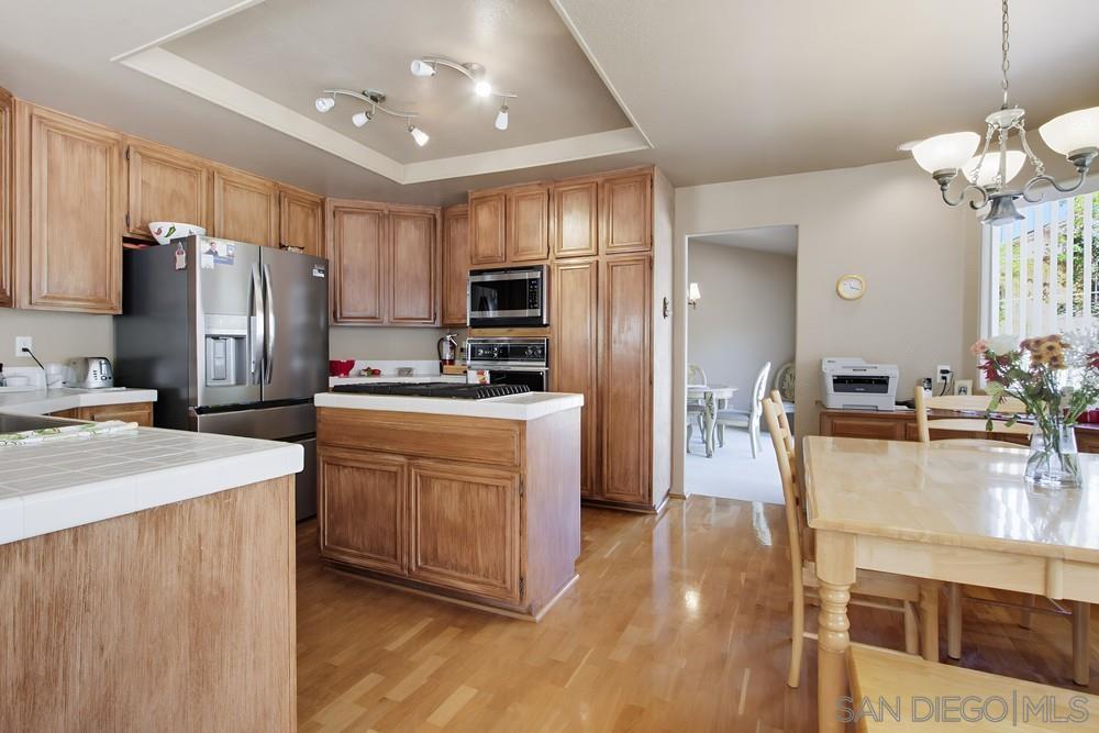 Detail Gallery Image 15 of 45 For 2114  Willowbrook, Escondido,  CA 92029 - 4 Beds | 2/1 Baths