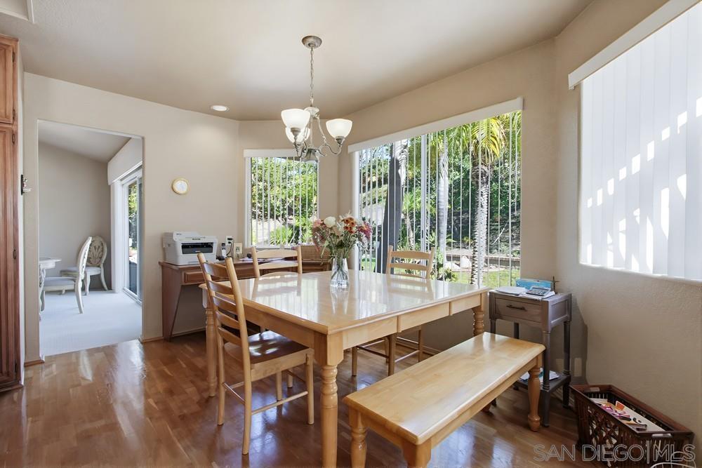 Detail Gallery Image 17 of 45 For 2114  Willowbrook, Escondido,  CA 92029 - 4 Beds | 2/1 Baths