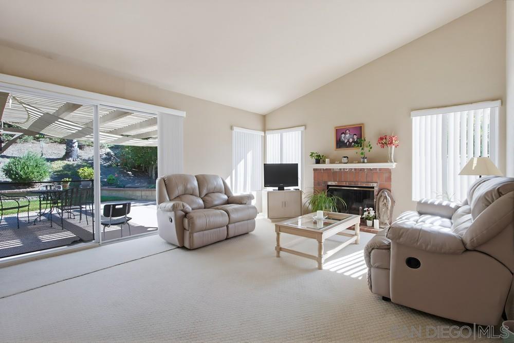 Detail Gallery Image 19 of 45 For 2114  Willowbrook, Escondido,  CA 92029 - 4 Beds | 2/1 Baths