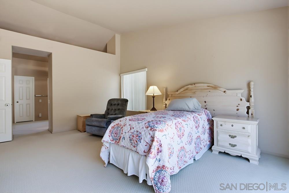 Detail Gallery Image 23 of 45 For 2114  Willowbrook, Escondido,  CA 92029 - 4 Beds | 2/1 Baths