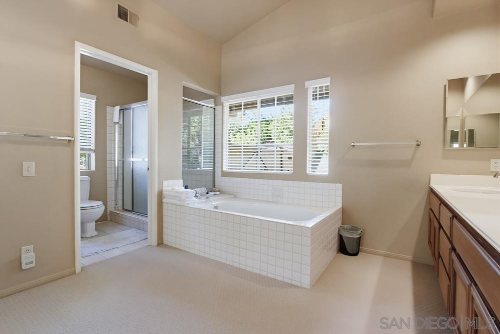 Detail Gallery Image 26 of 45 For 2114  Willowbrook, Escondido,  CA 92029 - 4 Beds | 2/1 Baths