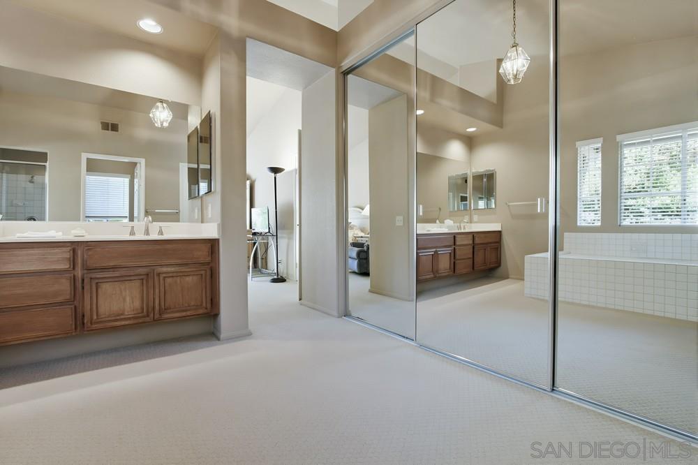 Detail Gallery Image 27 of 45 For 2114  Willowbrook, Escondido,  CA 92029 - 4 Beds | 2/1 Baths