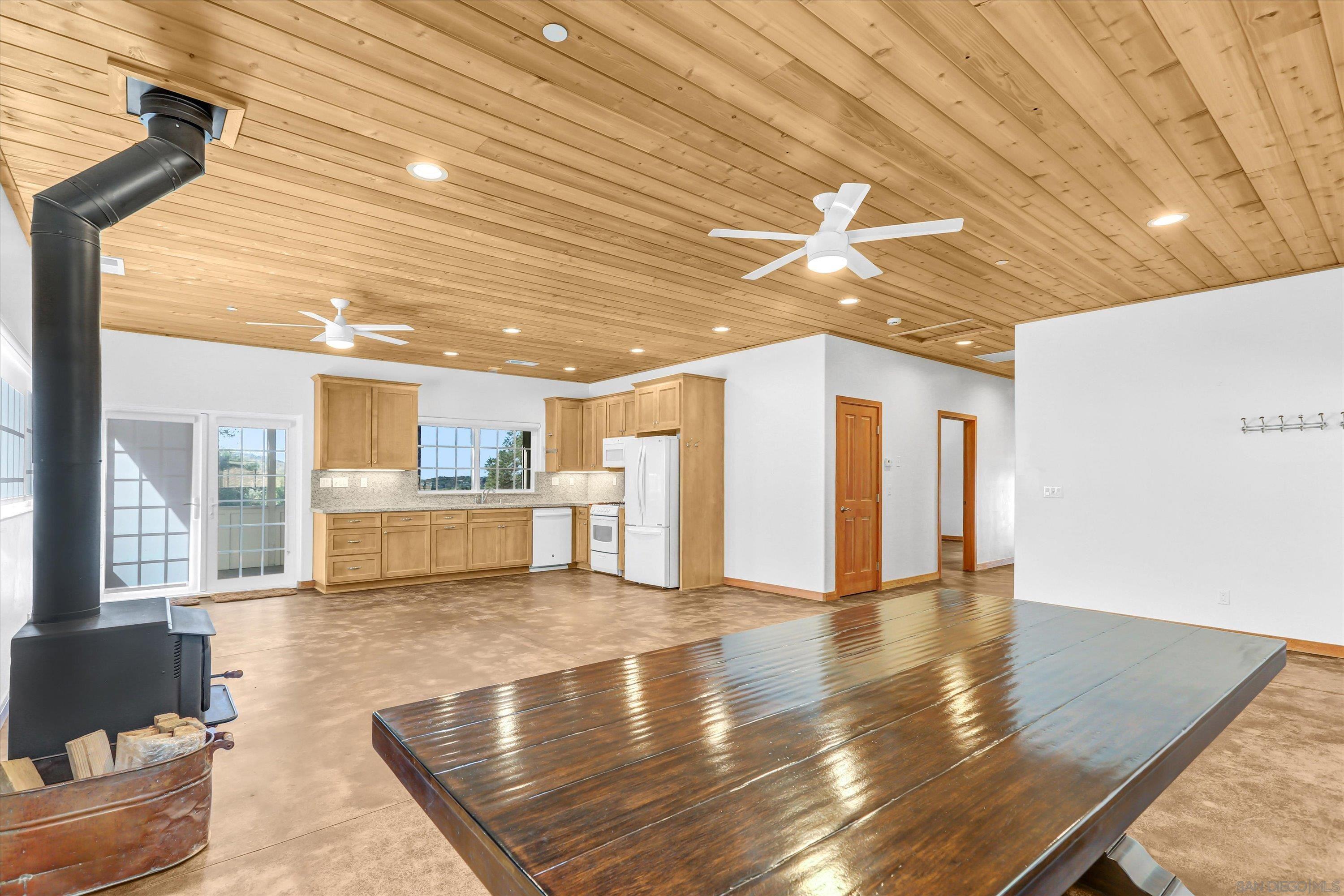 Detail Gallery Image 12 of 74 For 3258  Pine Hills, Julian,  CA 92036 - 2 Beds | 2 Baths