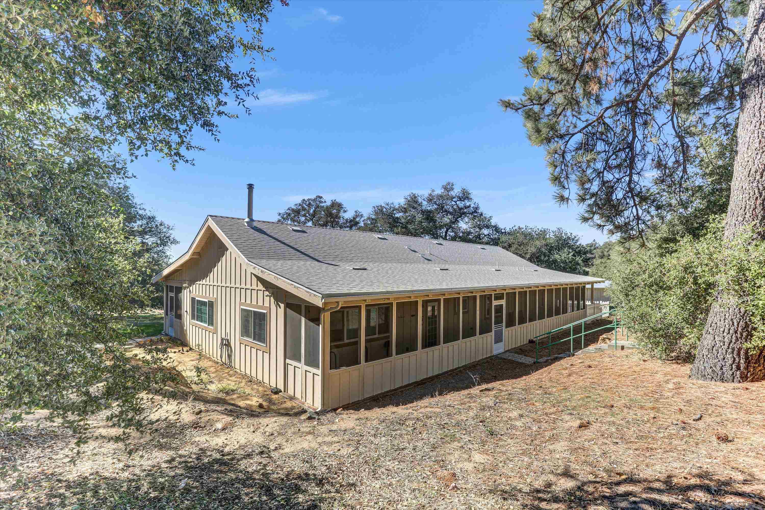 Detail Gallery Image 3 of 74 For 3258  Pine Hills, Julian,  CA 92036 - 2 Beds | 2 Baths