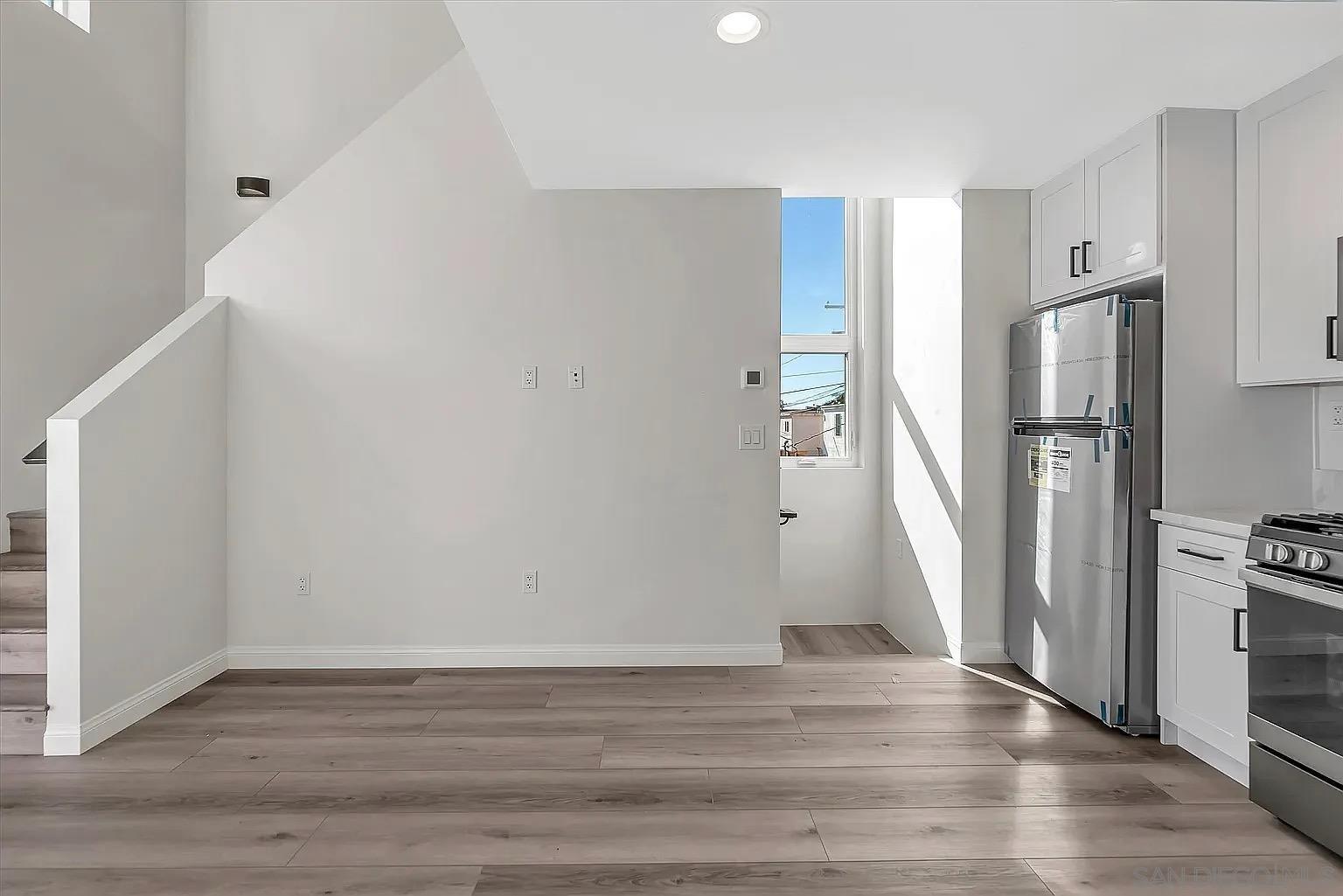 Detail Gallery Image 12 of 27 For 4050  Cherokee, San Diego,  CA 92104 - 2 Beds | 1 Baths