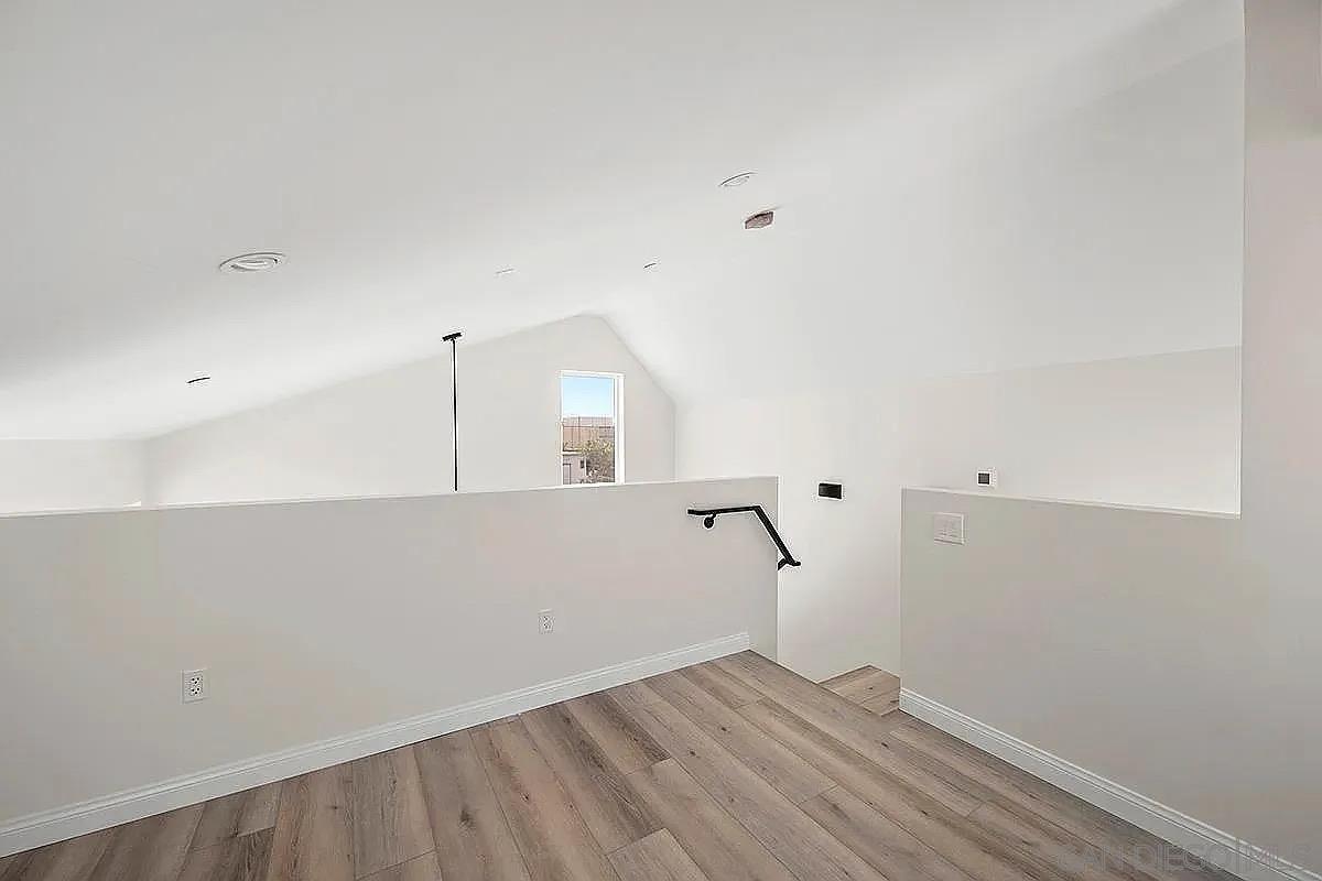 Detail Gallery Image 21 of 27 For 4050  Cherokee, San Diego,  CA 92104 - 2 Beds | 1 Baths