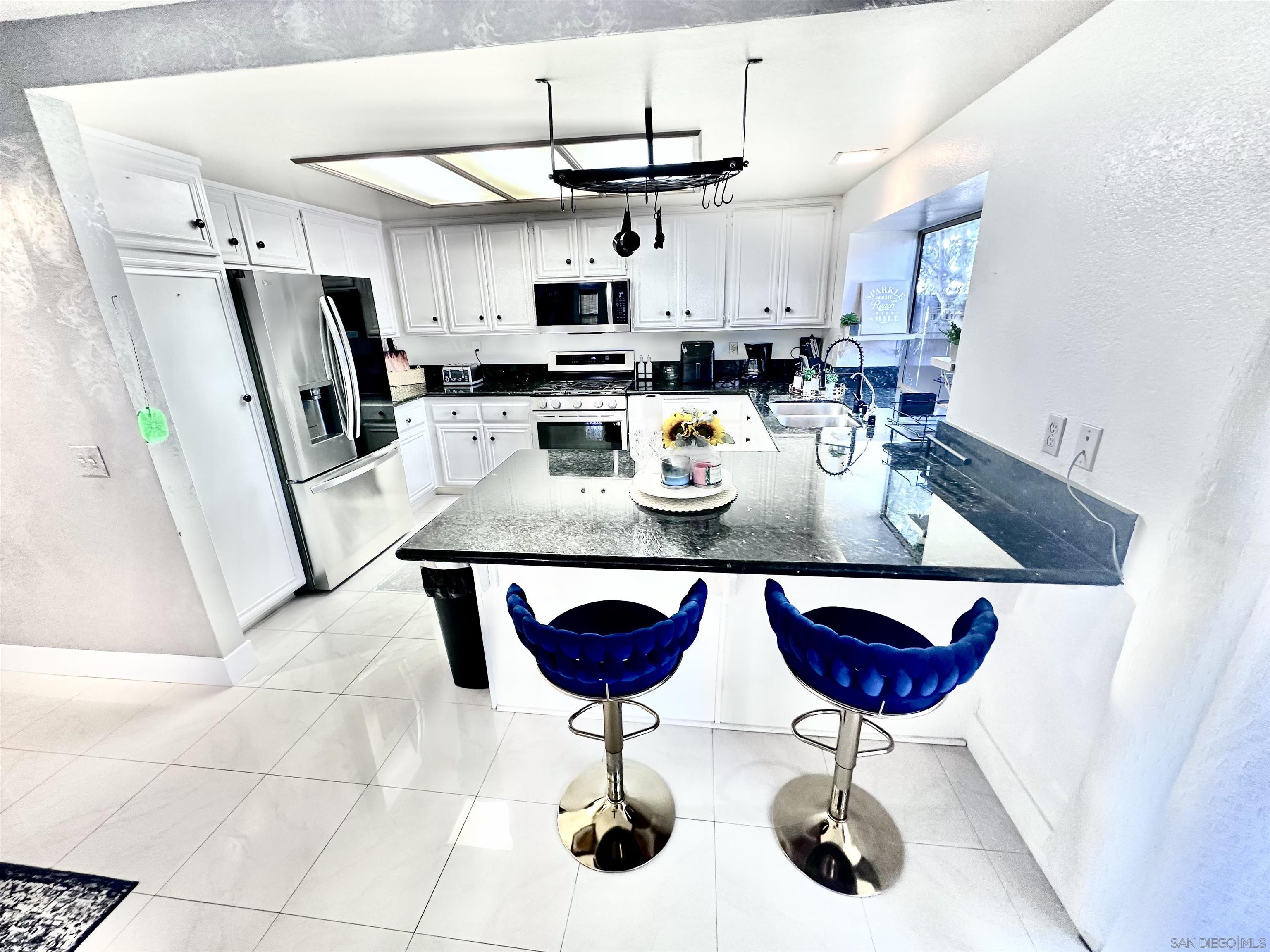 Detail Gallery Image 17 of 49 For 28820  Bridge Water Ln, Menifee,  CA 92584 - 3 Beds | 2/1 Baths