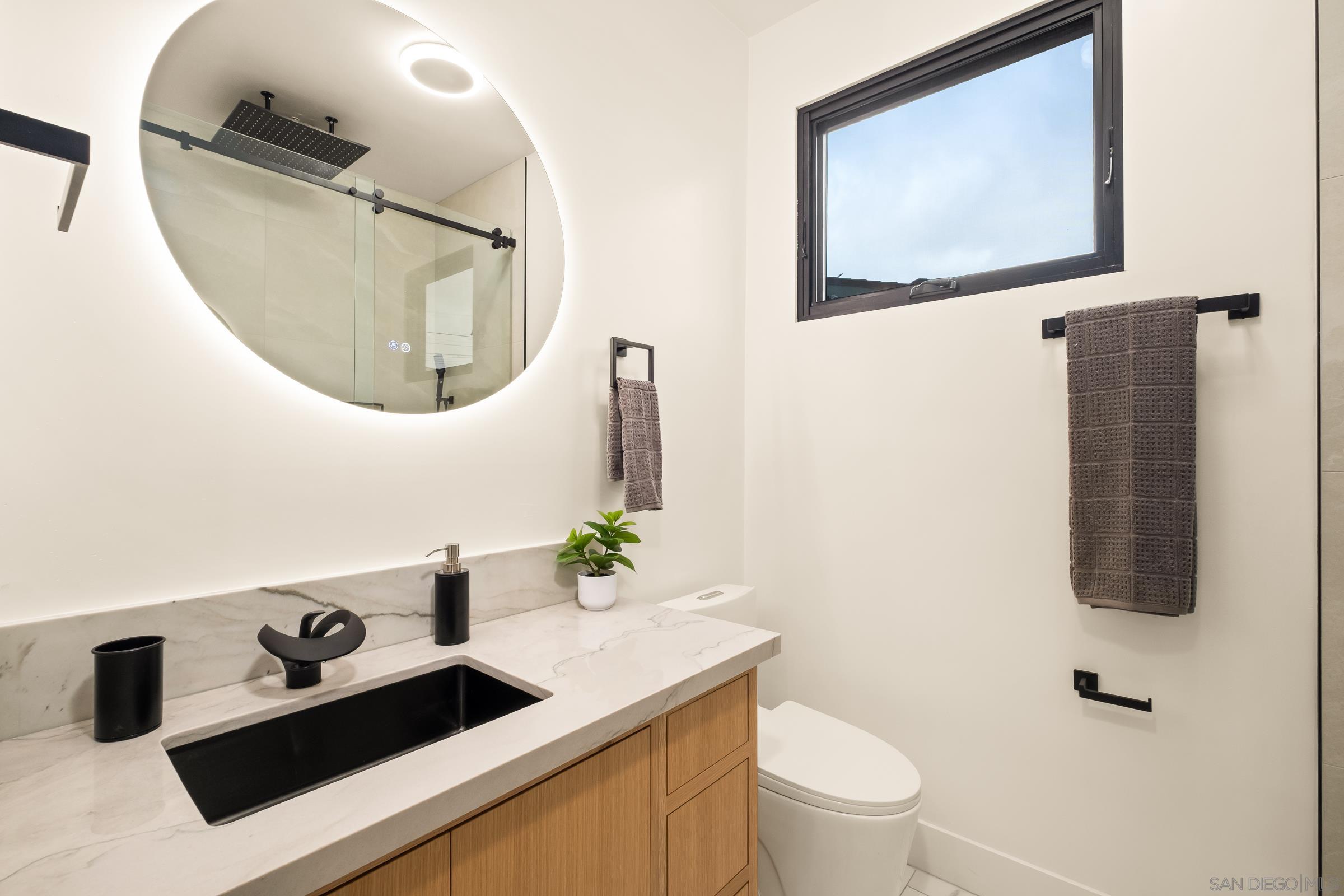 Detail Gallery Image 36 of 67 For 1531-33  Lieta St, San Diego,  CA 92110 - 6 Beds | 4 Baths