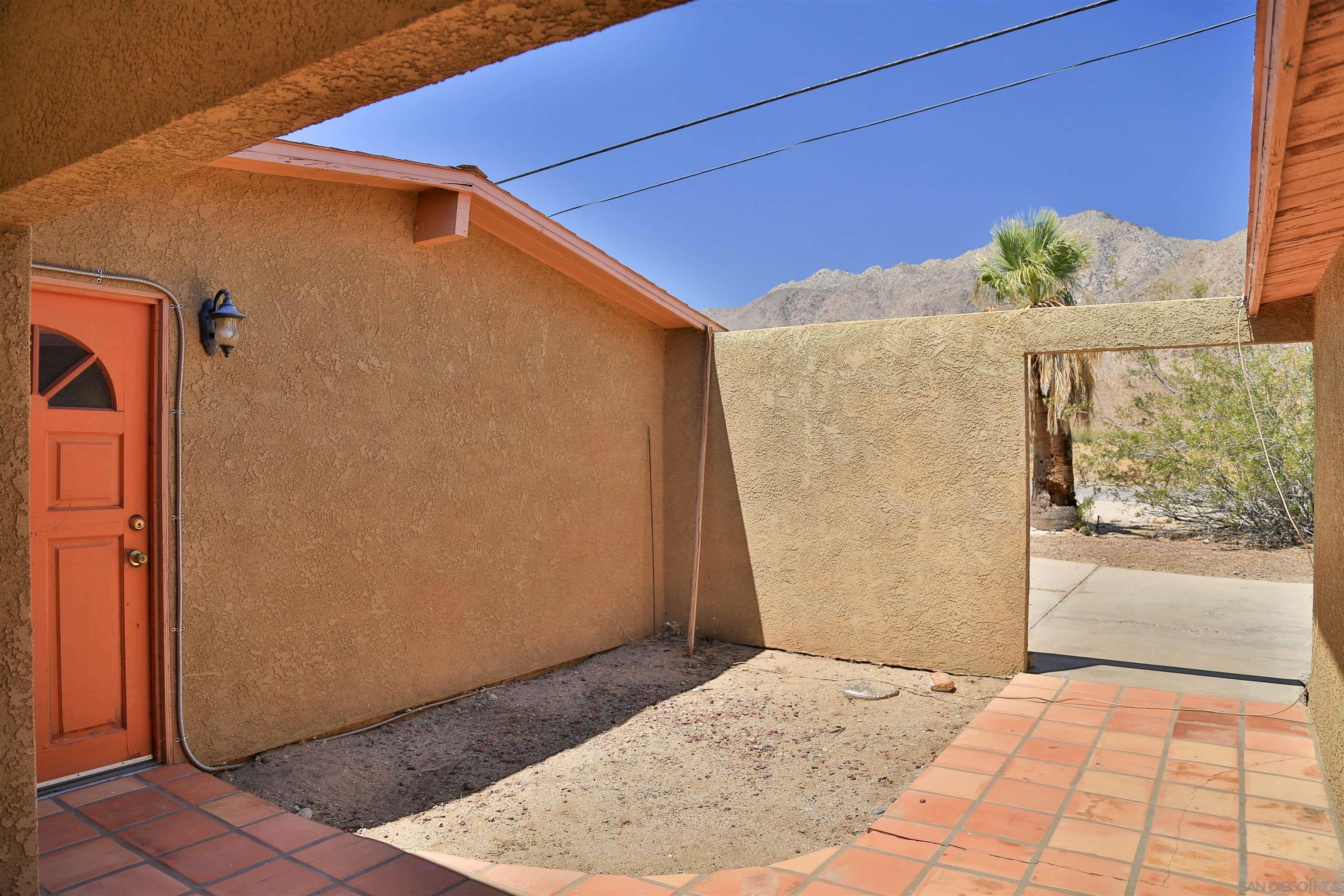 Detail Gallery Image 4 of 23 For 1725  Lazy S Dr, Borrego Springs,  CA 92004 - 3 Beds | 2 Baths